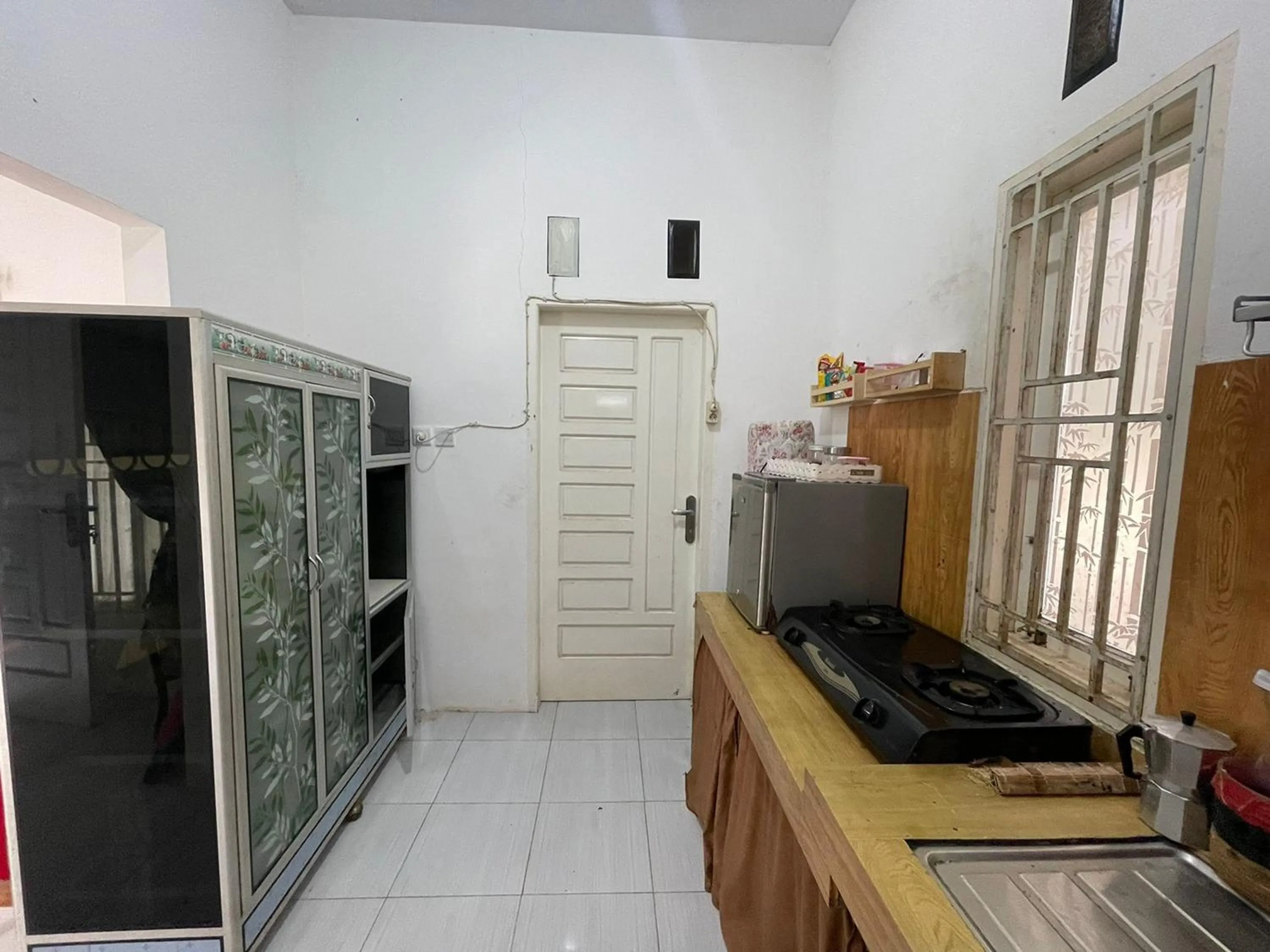 Kitchen or kitchenette in Villa Palacios Syari'ah Bukittinggi