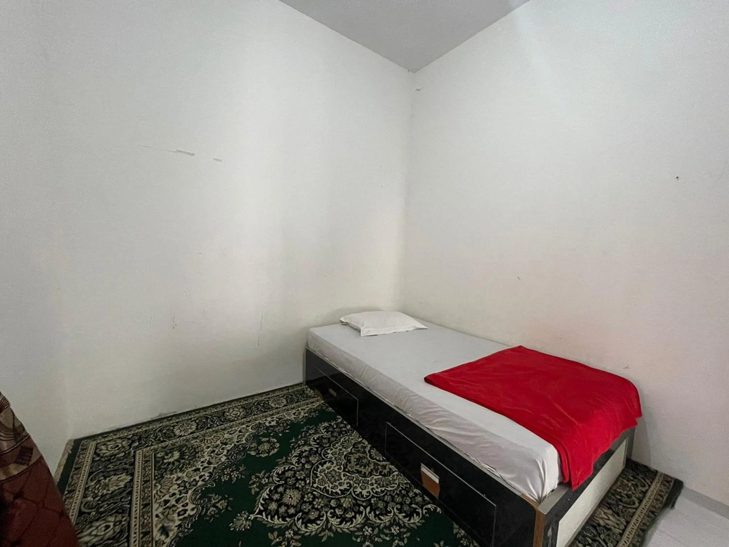 Bedroom, Bed in Villa Palacios Syari'ah Bukittinggi