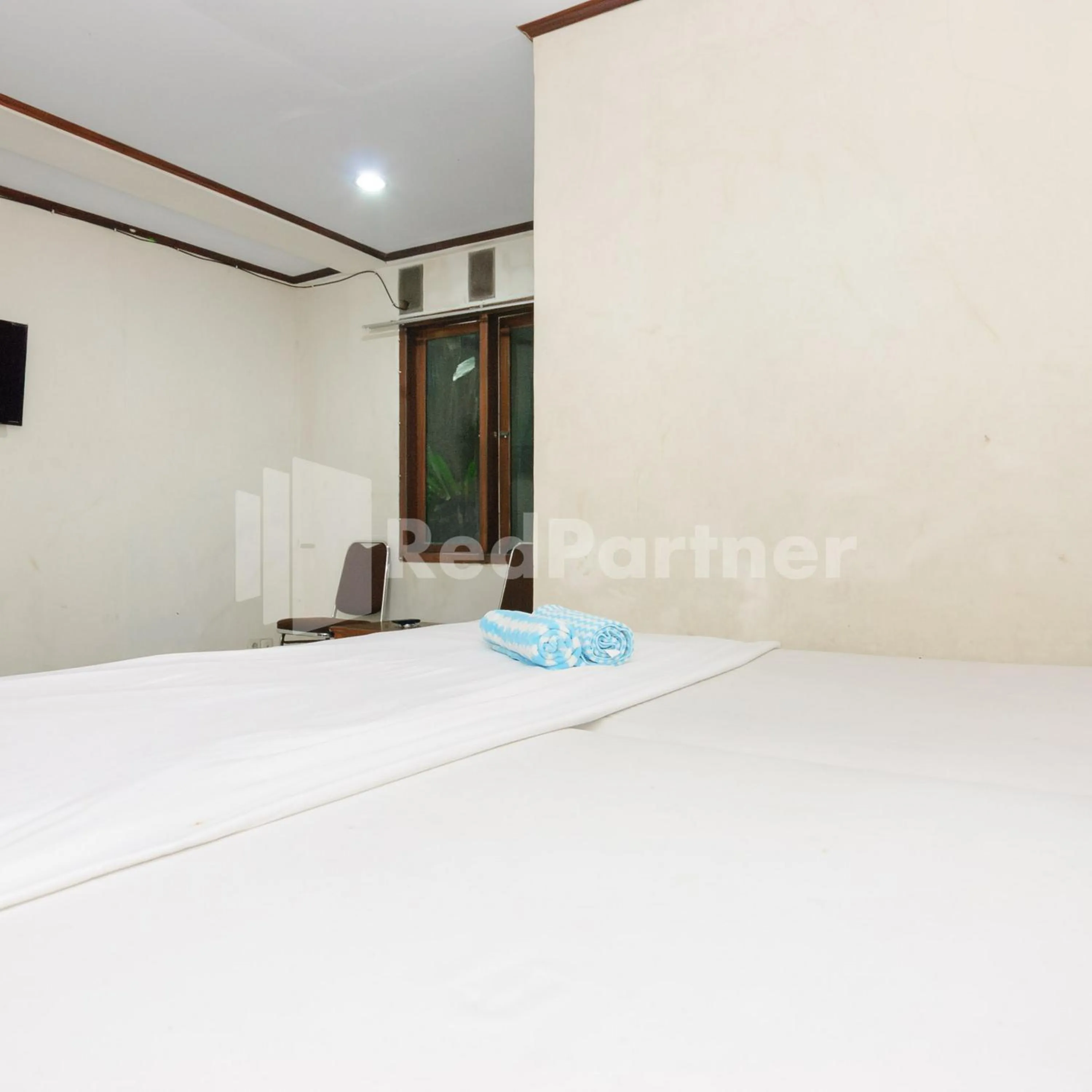 Bedroom, Bed in Wisma 24 at Hankam Puncak RedPartner