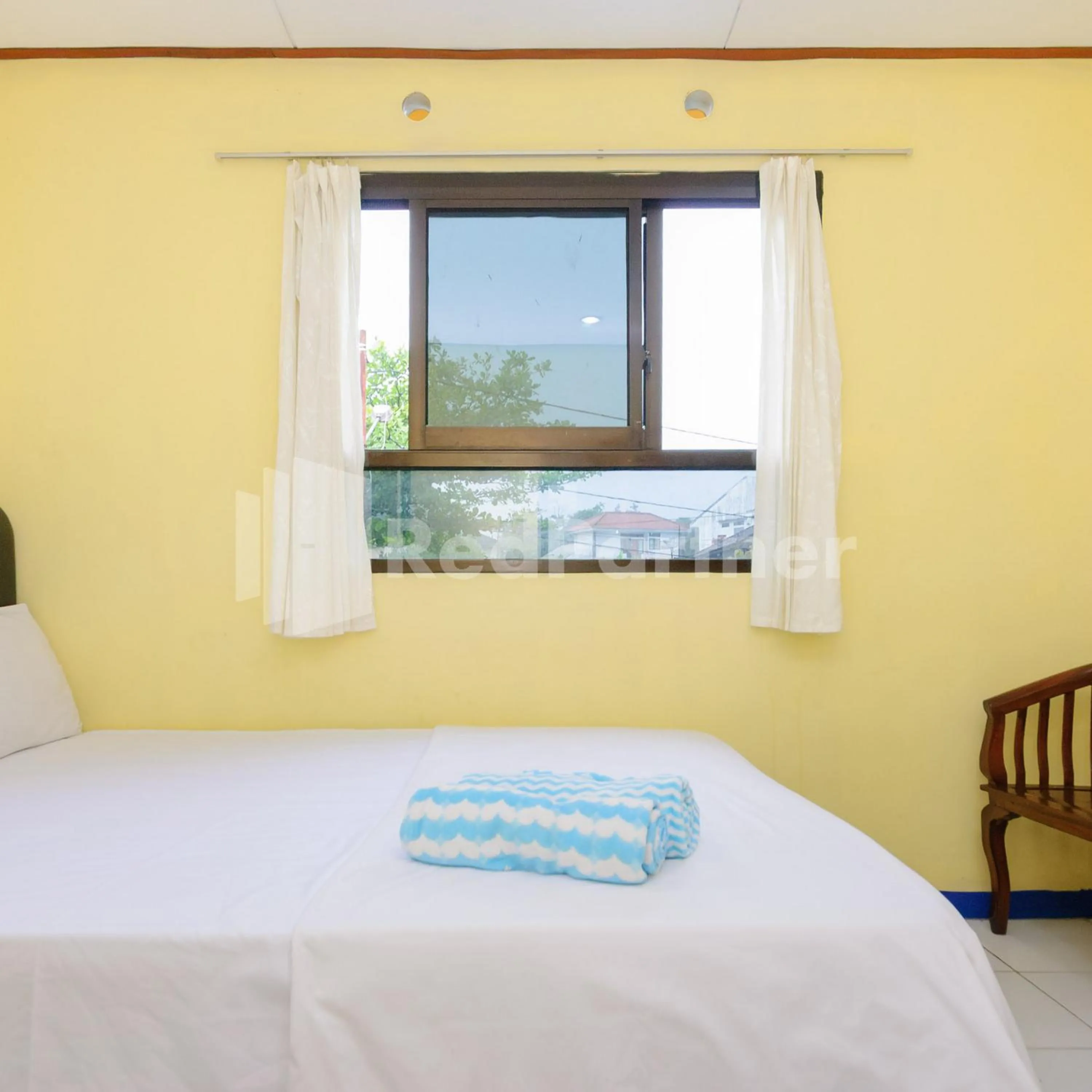 Bedroom, Bed in Wisma 24 at Hankam Puncak RedPartner