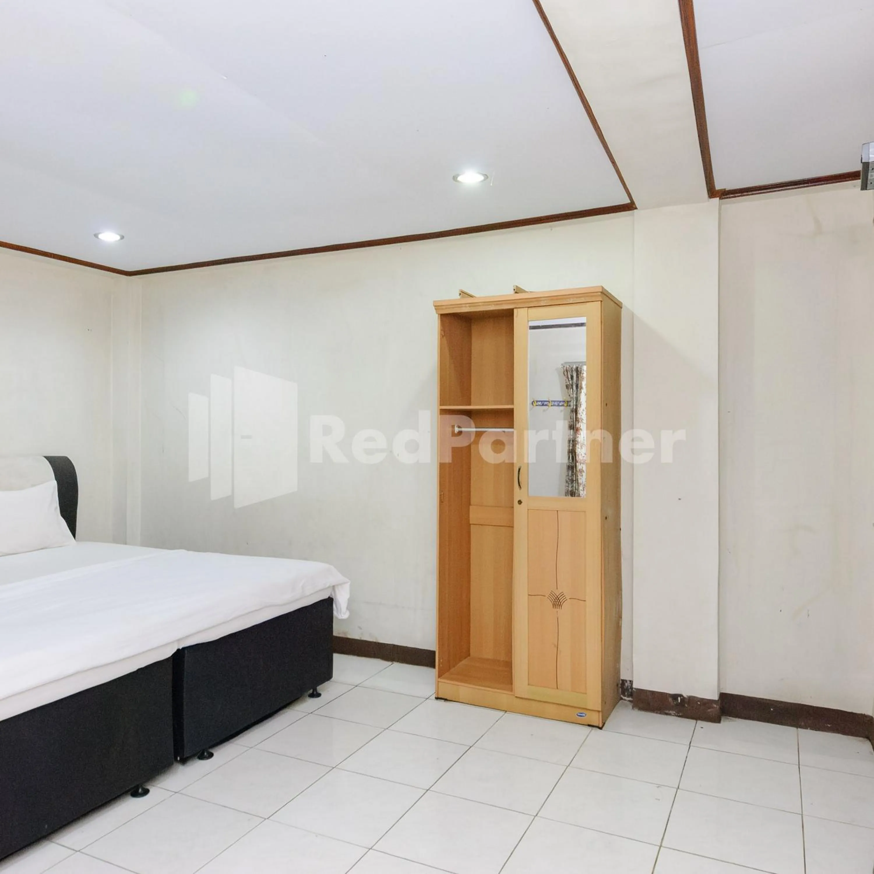 Bedroom, Bed in Wisma 24 at Hankam Puncak RedPartner