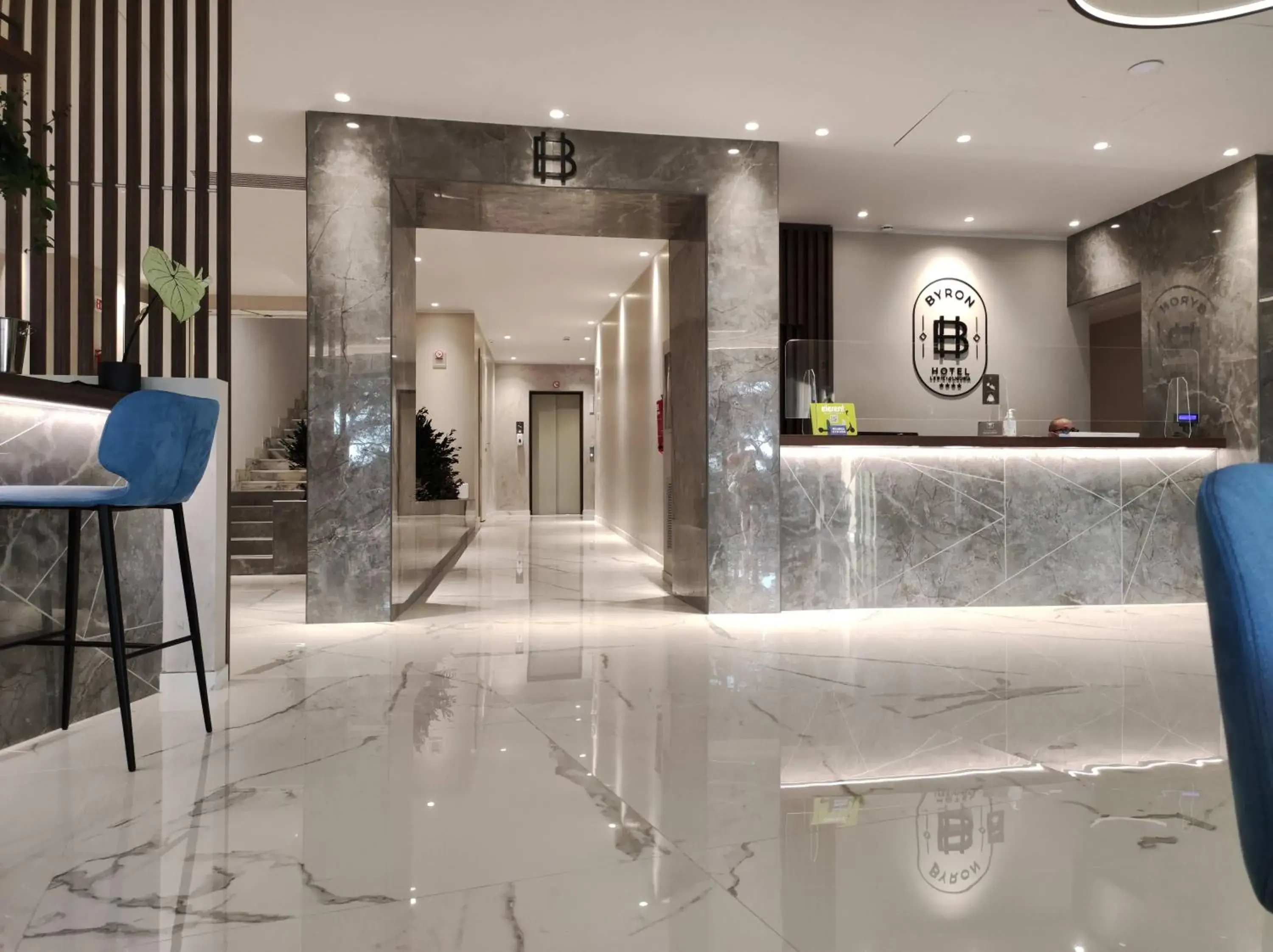 Lobby or reception in Hotel Byron Lobby or reception in Hotel Byron