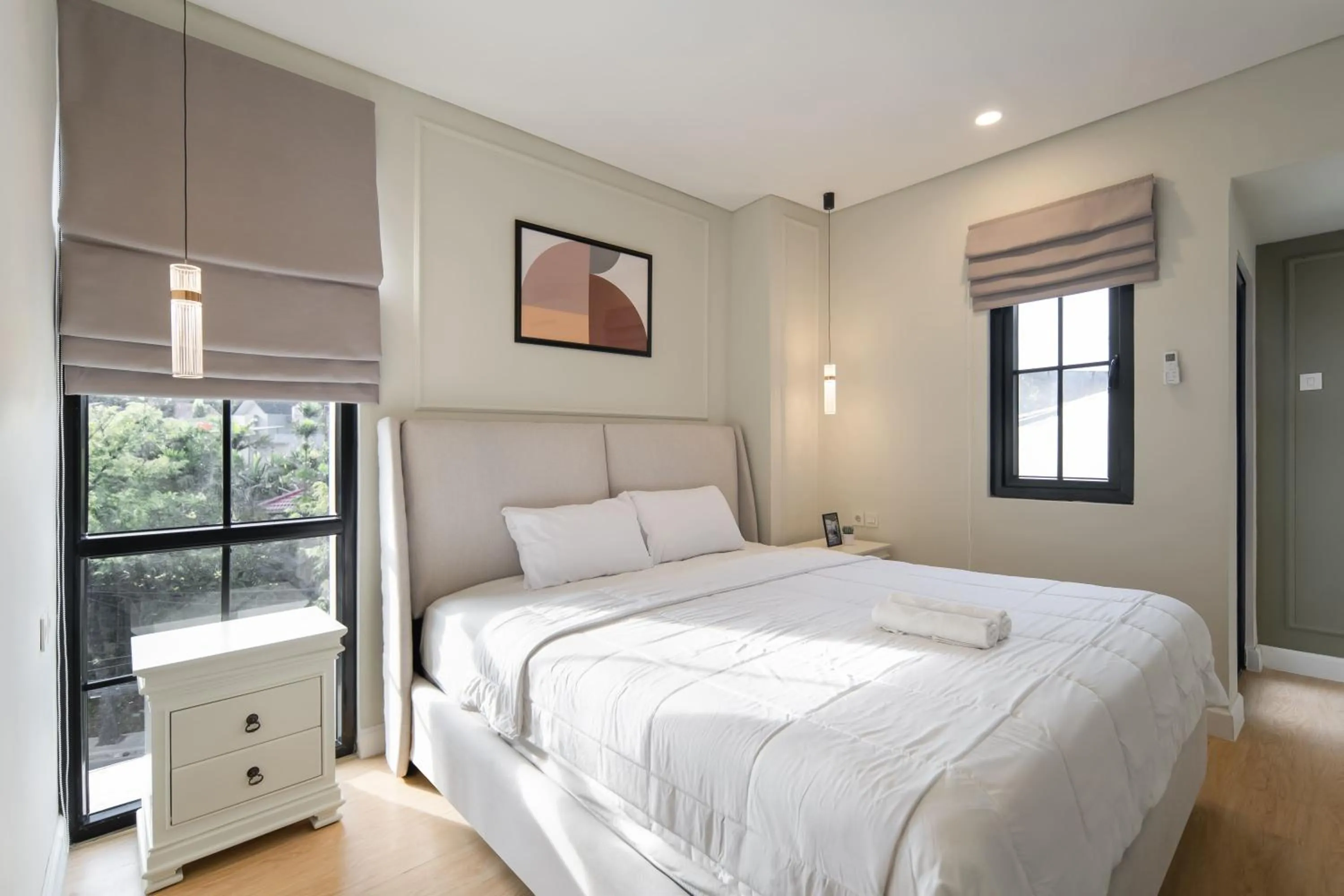 Bedroom, Bed in Cove Odilia Suite