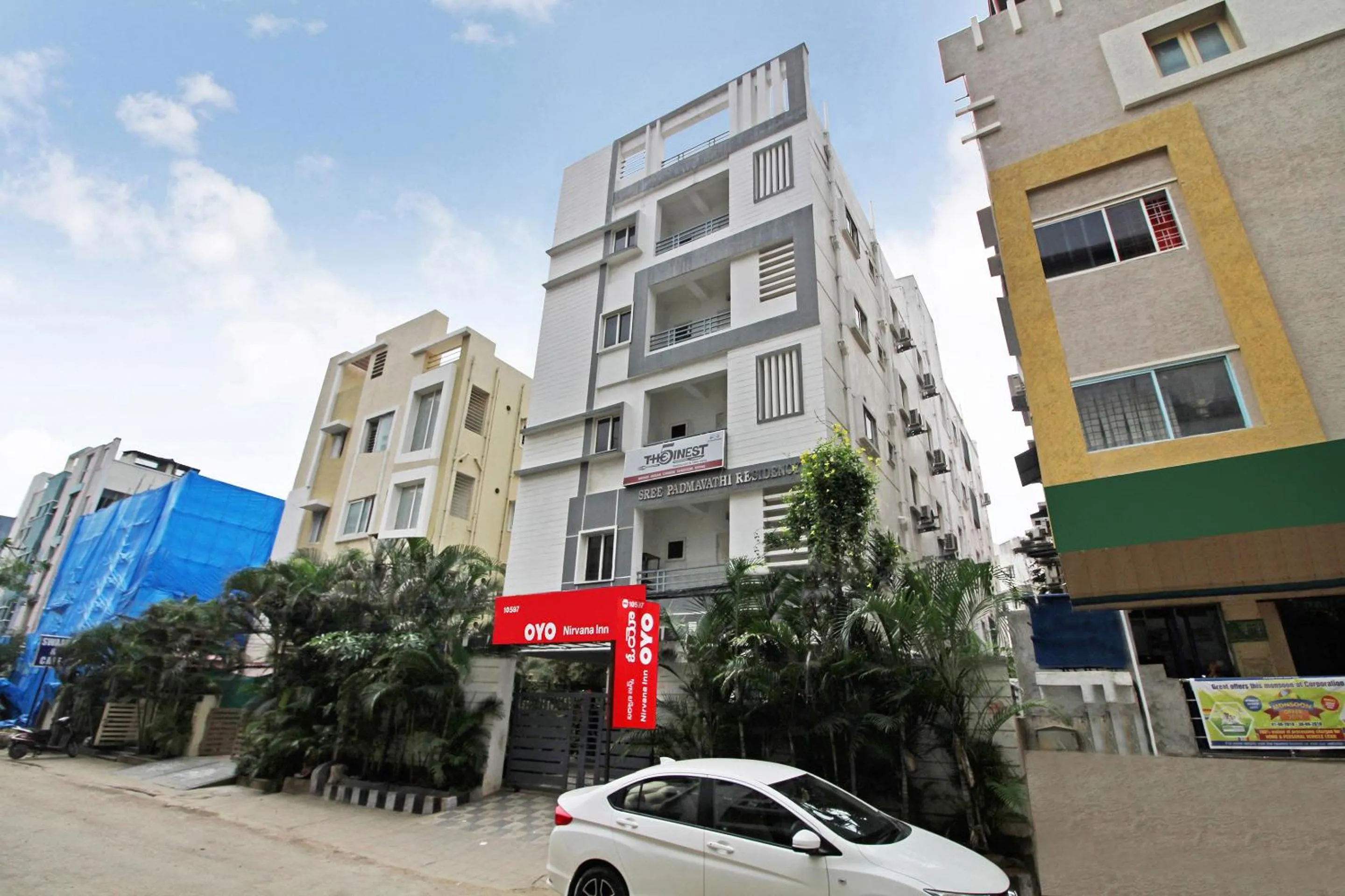 Super Townhouse Sri Nirvana Inn