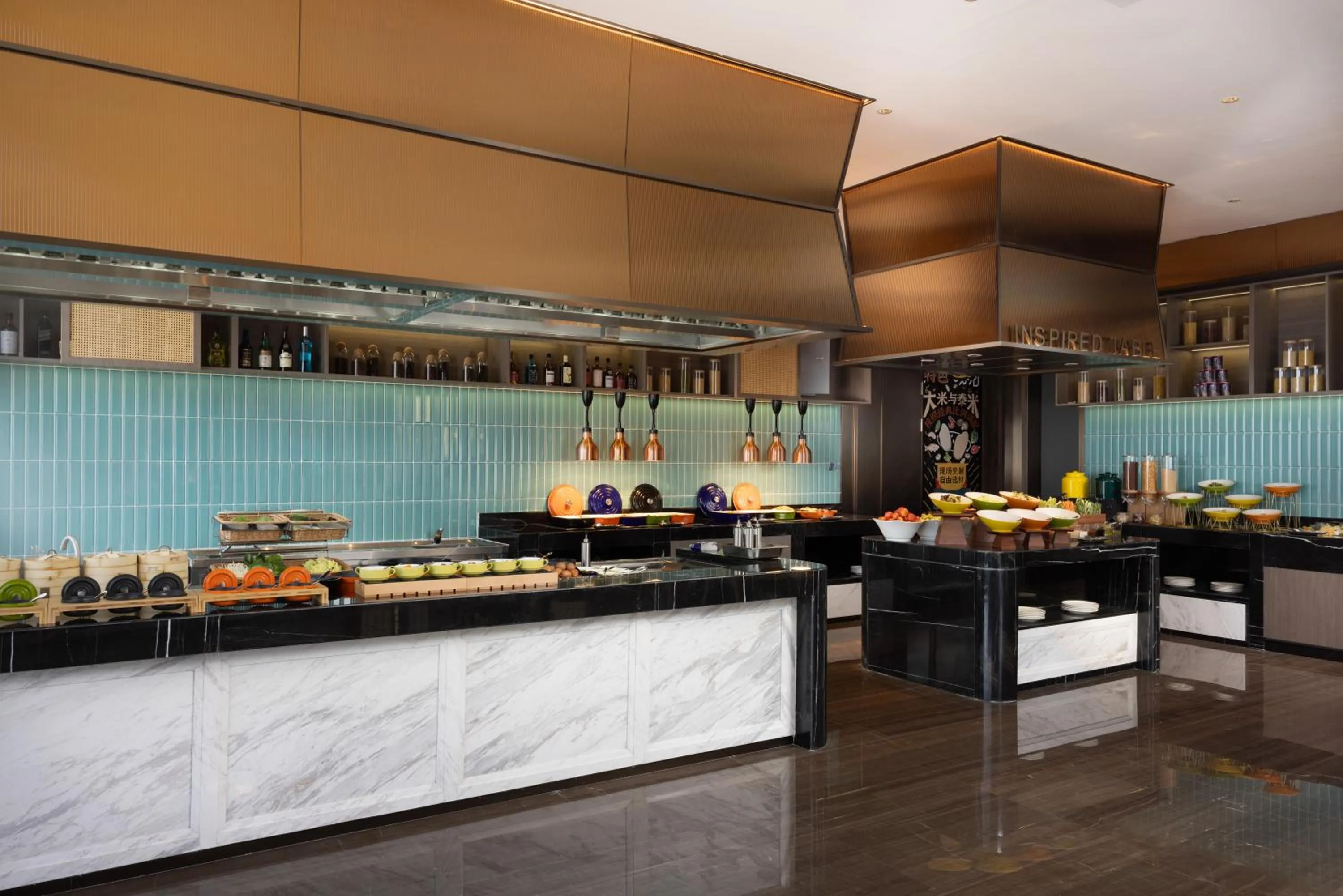 Restaurant/places to eat in Home2 Suite by Hilton Yiwu World Trade Center