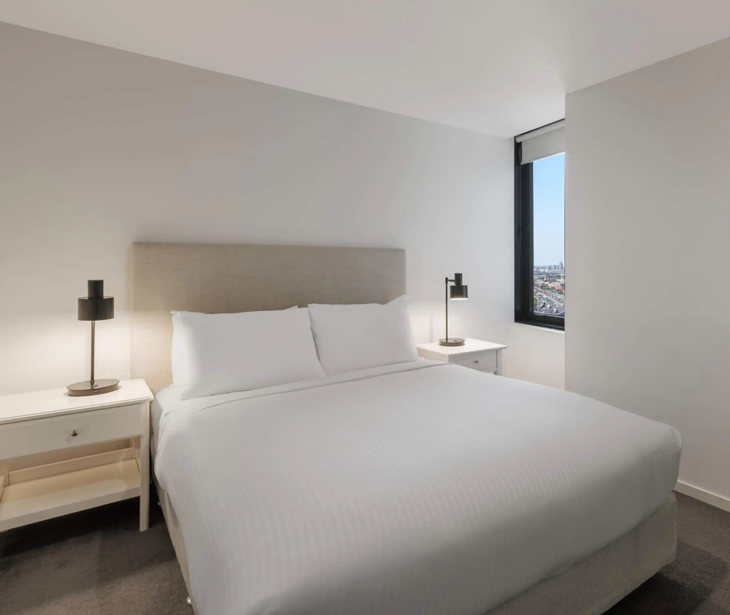 2 Bedroom City View in Oaks Melbourne Flemington Suites 2 Bedroom City View in Oaks Melbourne Flemington Suites