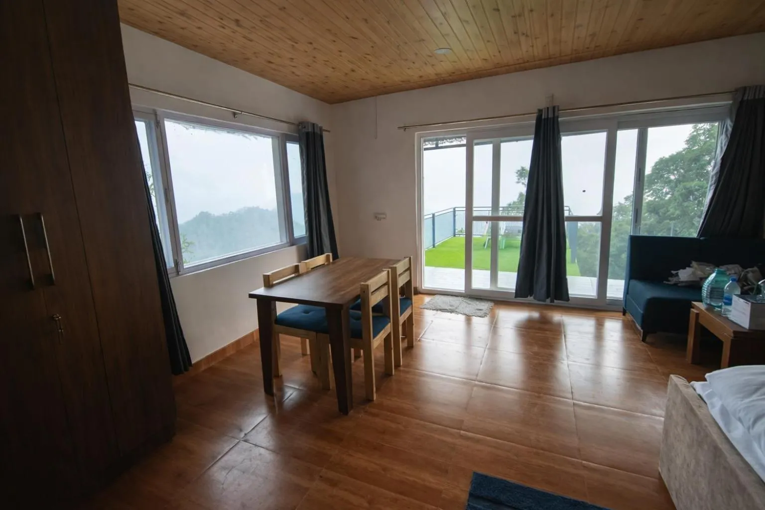 Balcony/Terrace in Echoes of the Himalayas