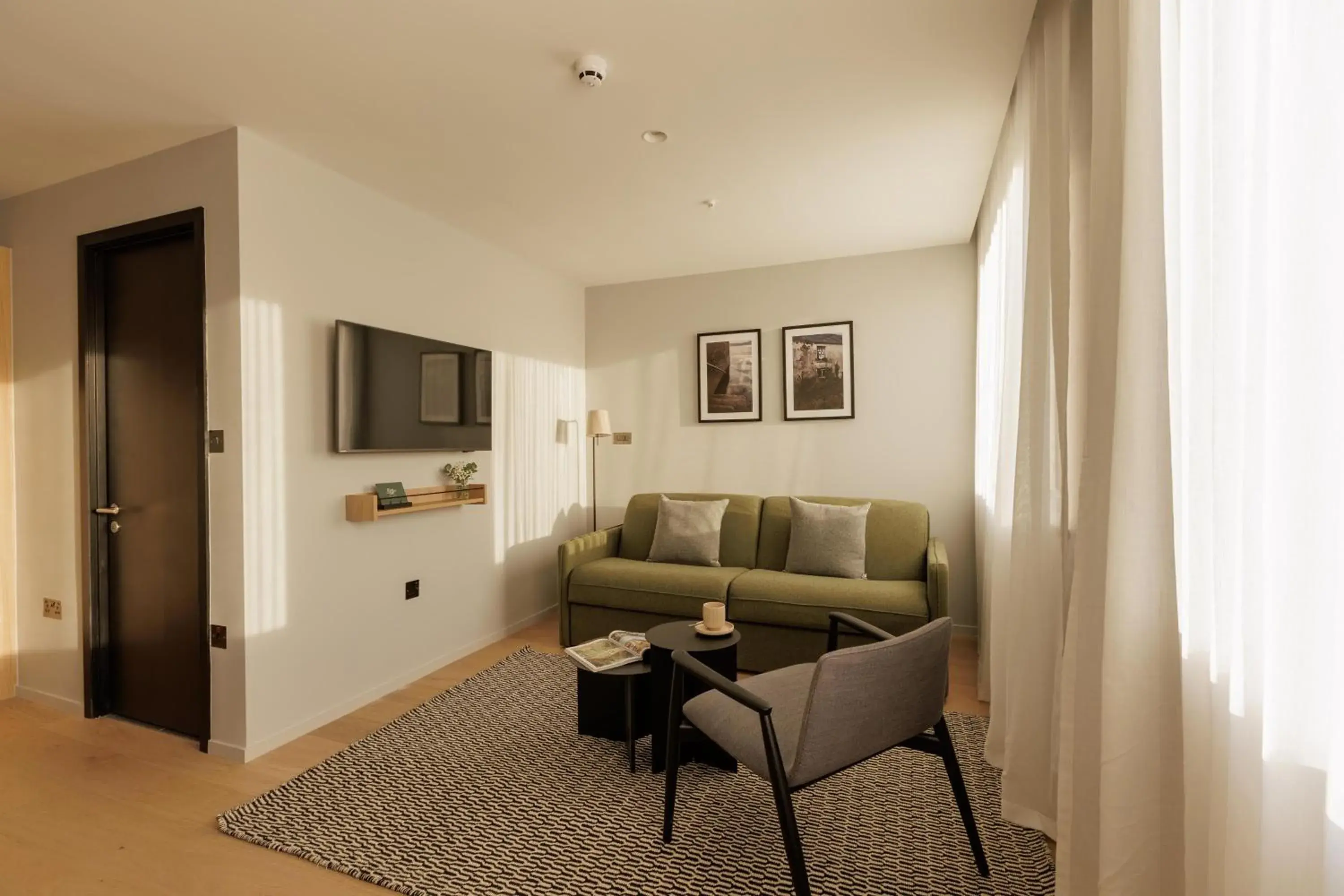 Living room in Wilde Aparthotels Cambridge City Centre Living room in Wilde Aparthotels Cambridge City Centre