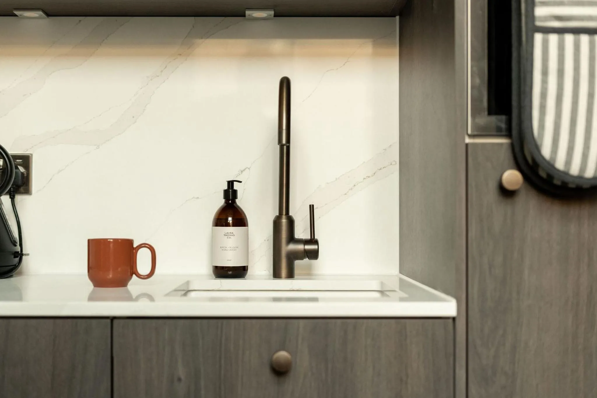 Kitchen or kitchenette in Moment George IV Bridge