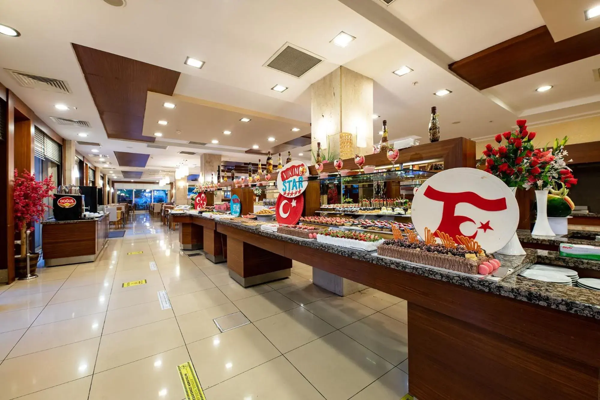 Restaurant/places to eat in Viking Star Hotel Restaurant/places to eat in Viking Star Hotel