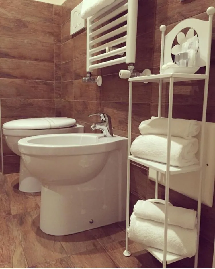 Shower in Antica Dimora Stucky