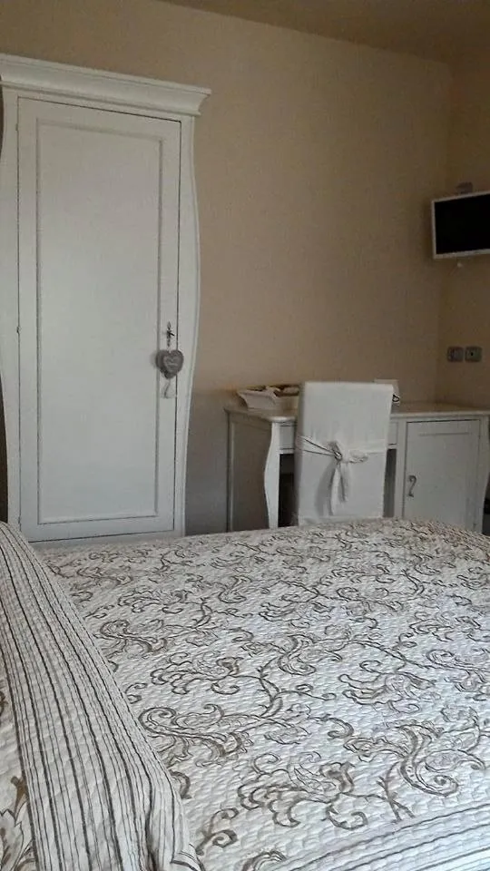 Bed in Antica Dimora Stucky