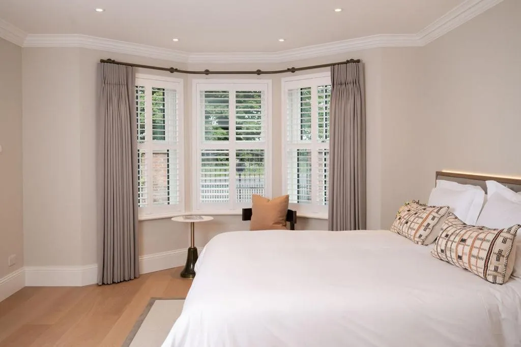 Bed in Tullyglass House Hotel