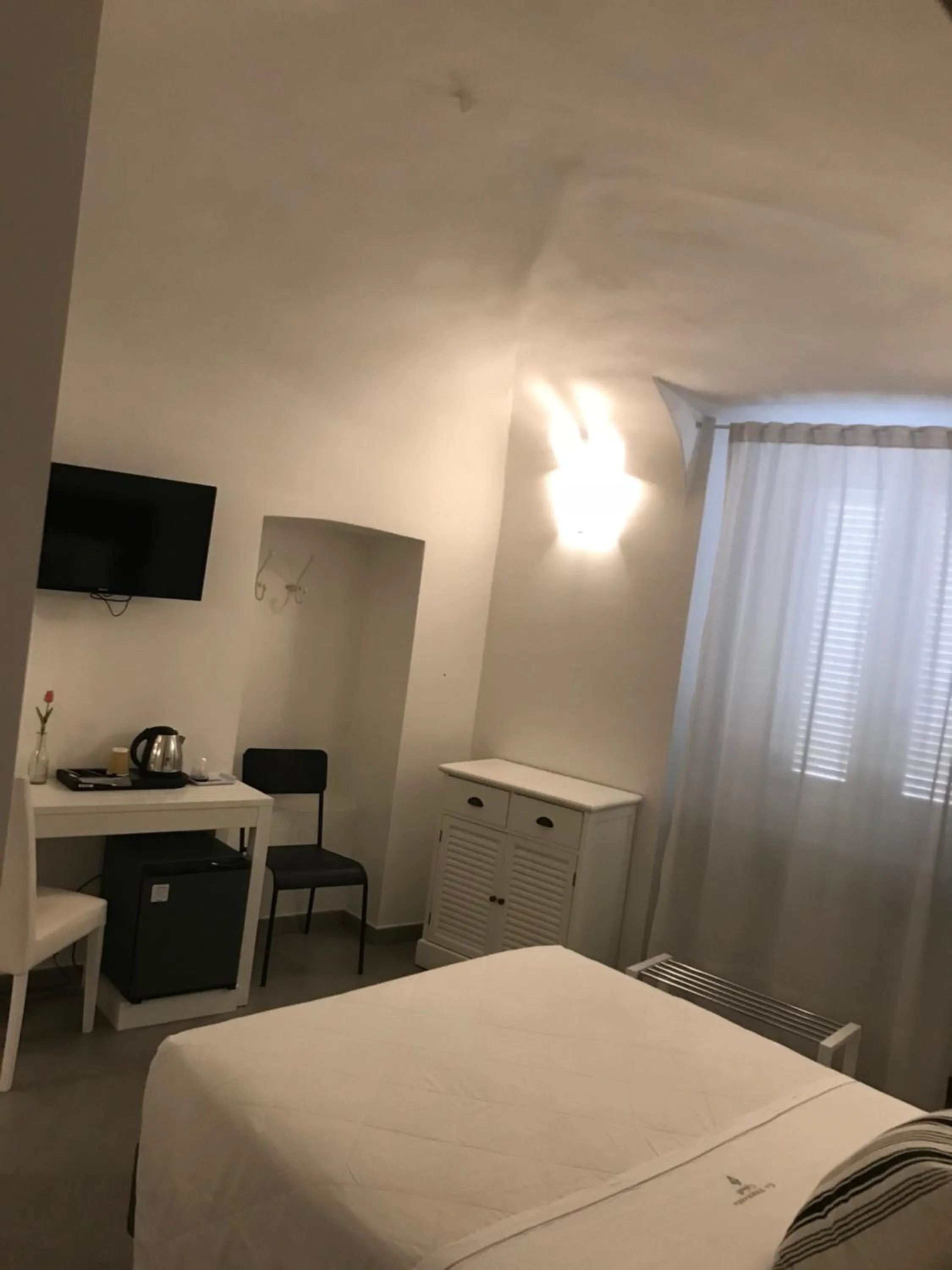 TV and multimedia, Bed in La Terrazza Vercelli Bed & Charme