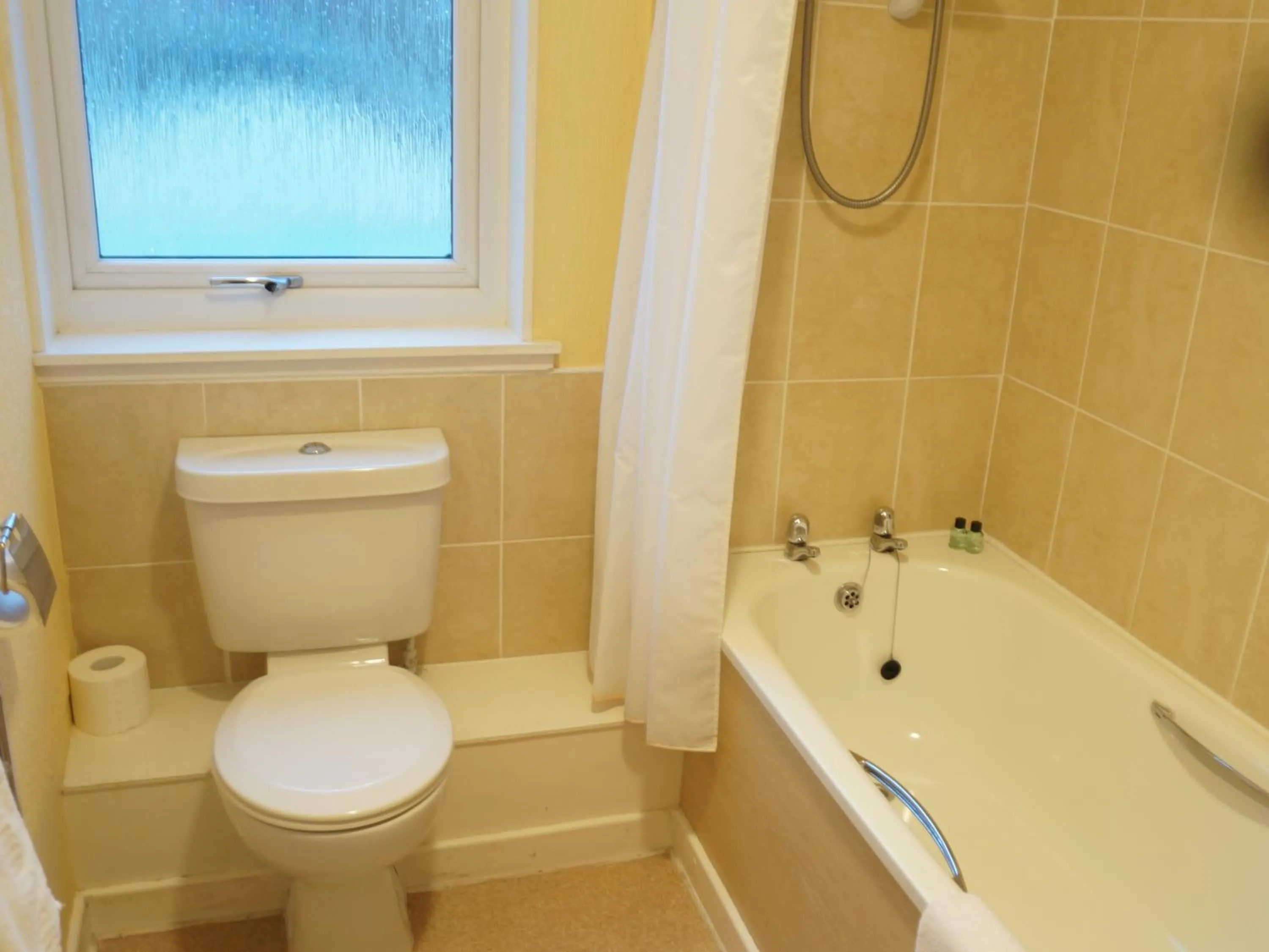 Bathroom in The Corner House Hotel