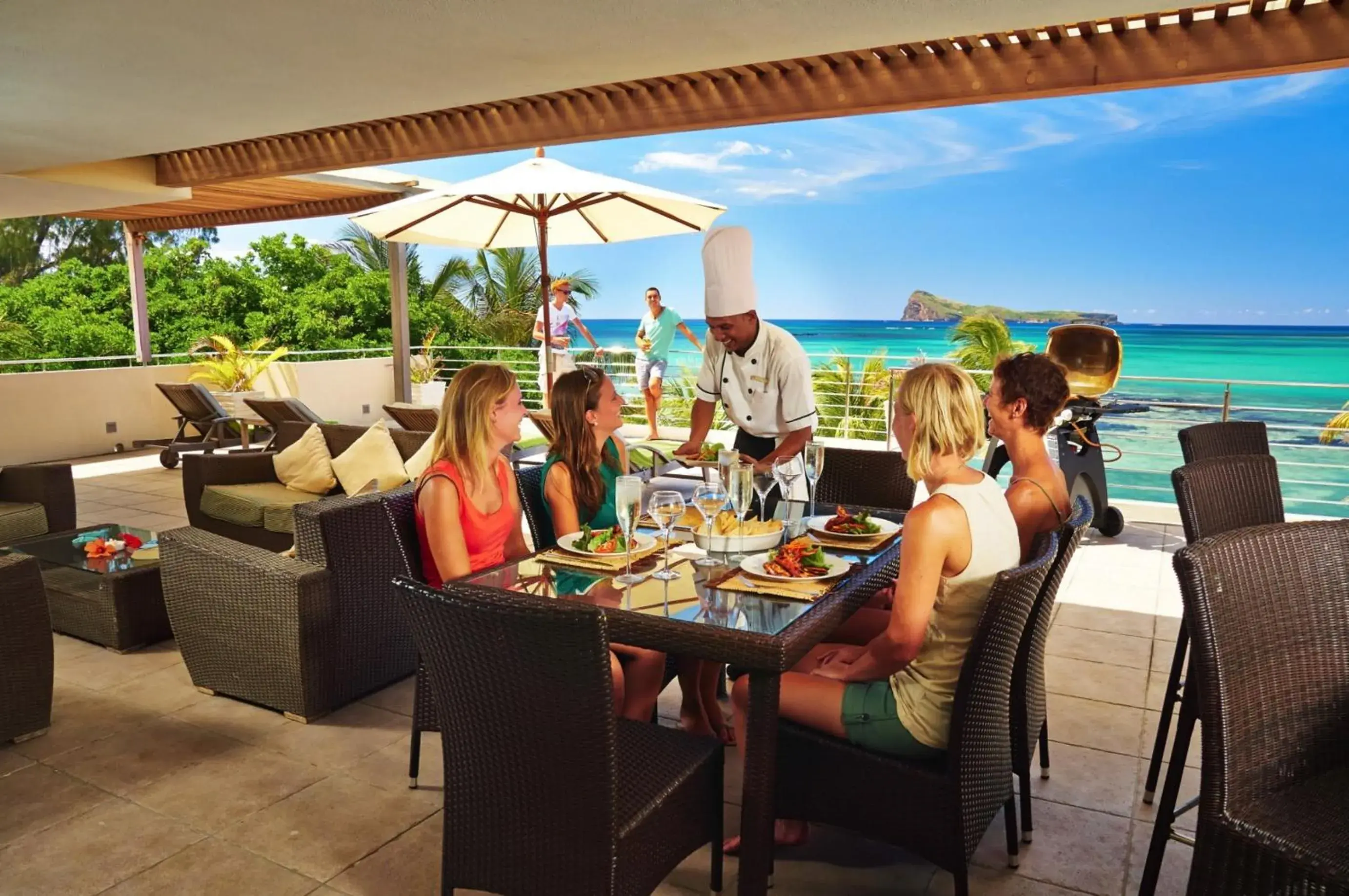 Restaurant/places to eat in Cape Point Seafront by LOV Mauritius Restaurant/places to eat in Cape Point Seafront by LOV Mauritius