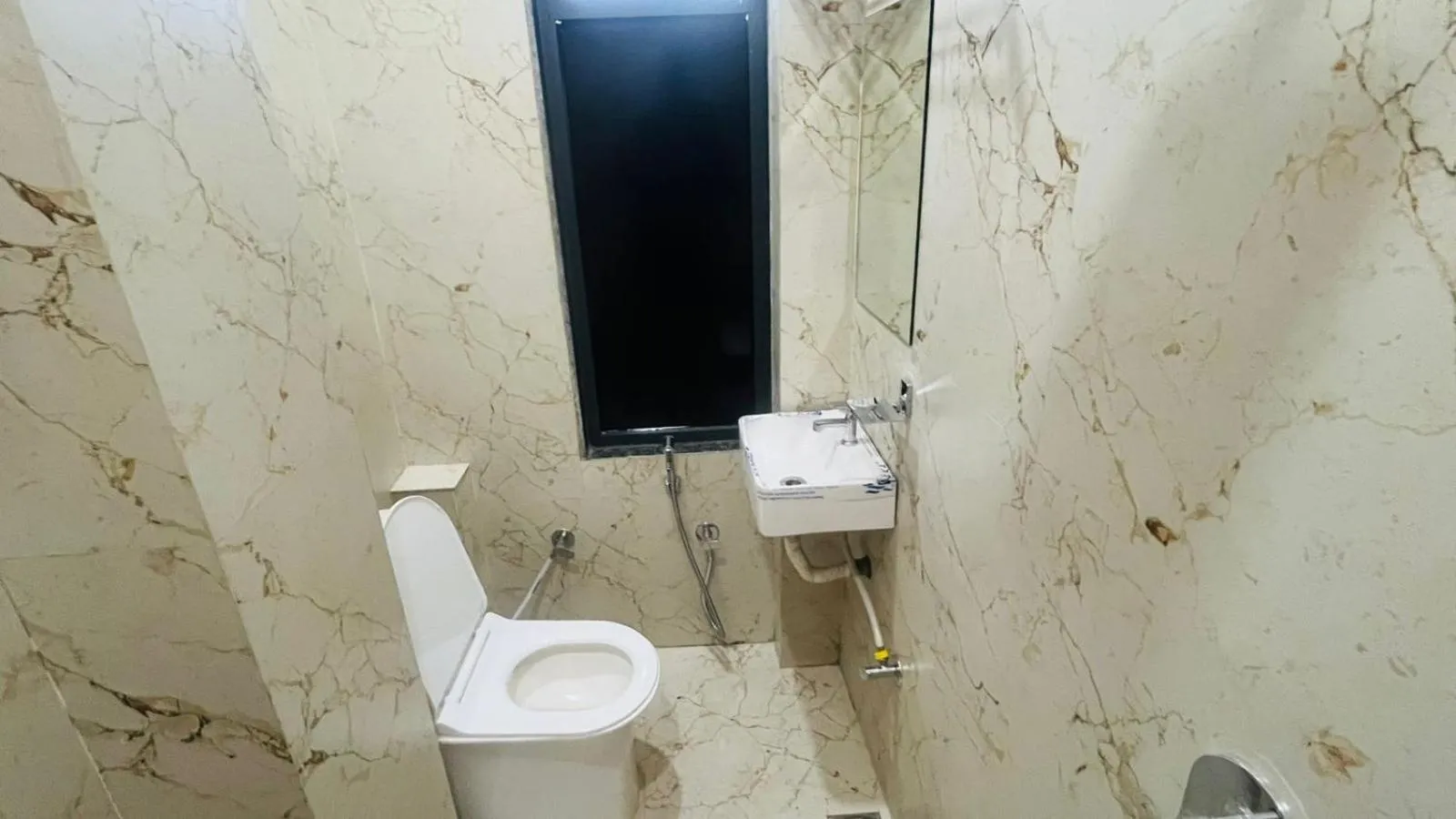 Bathroom in Hotel Revanta