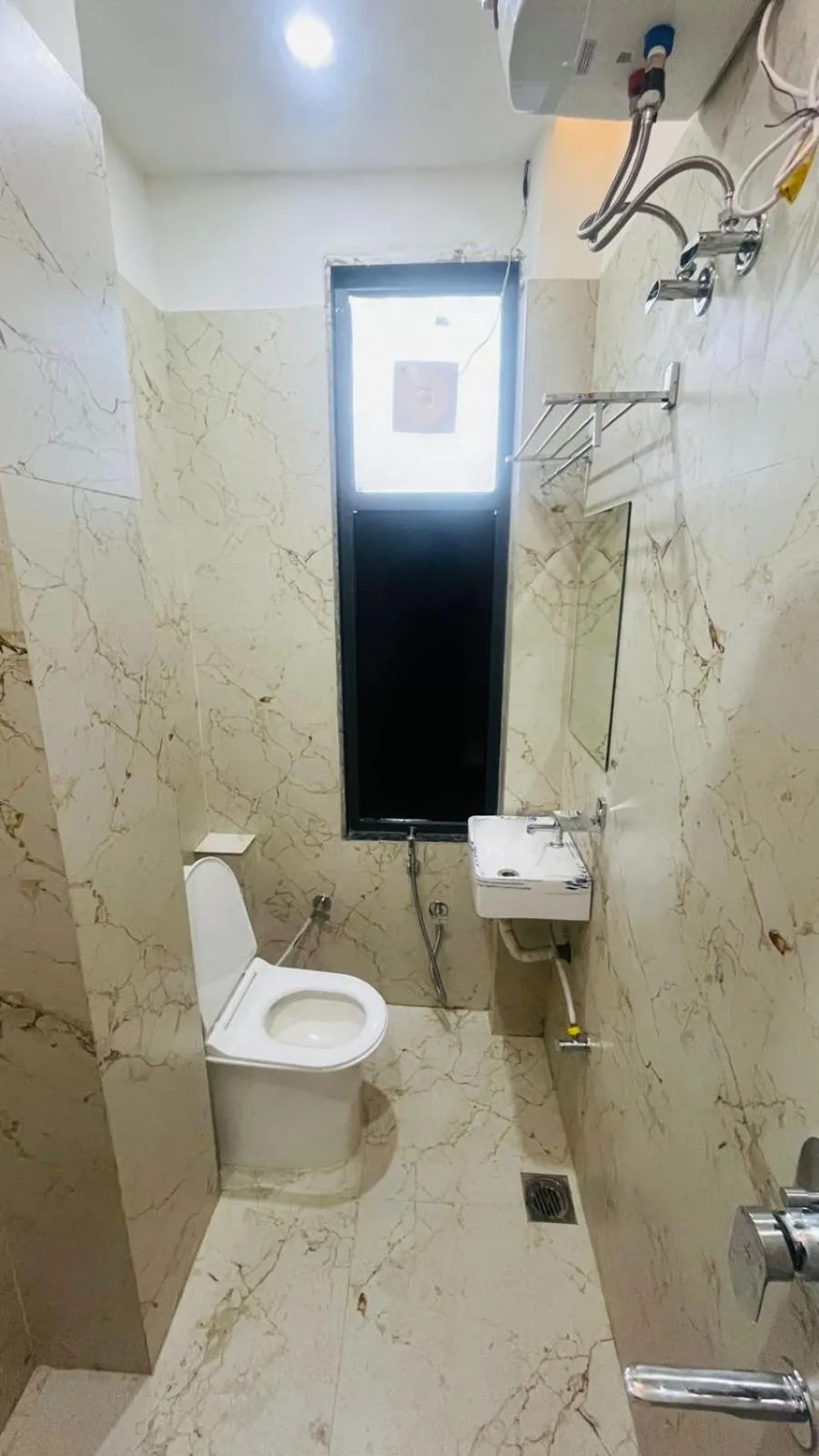 Bathroom in Hotel Revanta