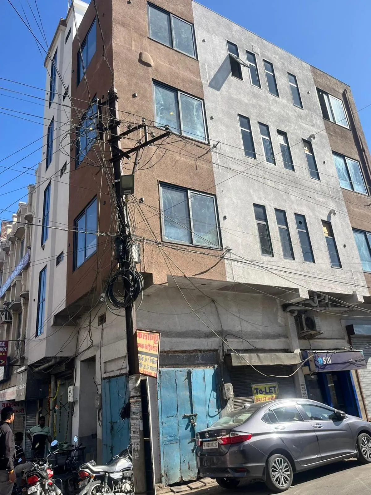 Property building in Hotel Revanta