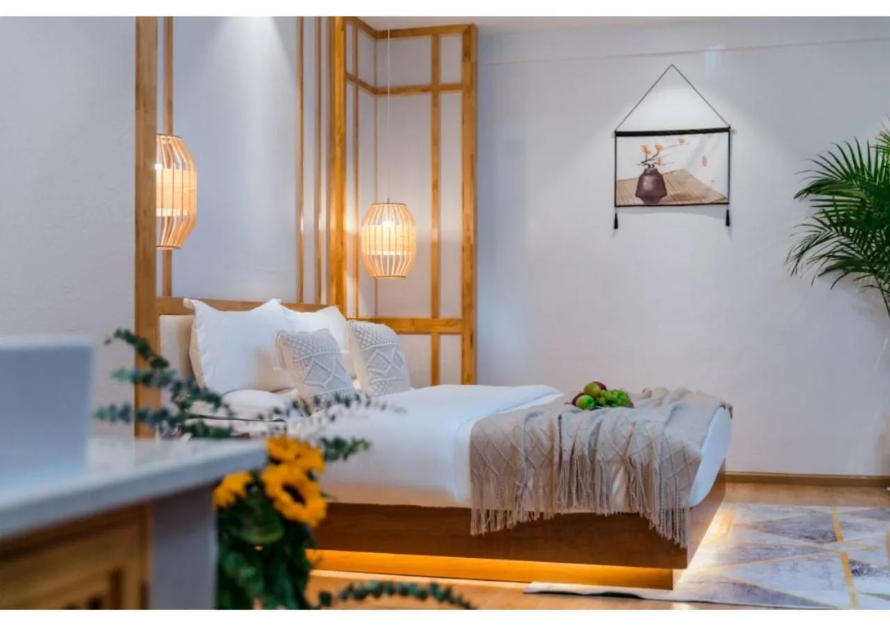 Yunyin Sanqiu Inn