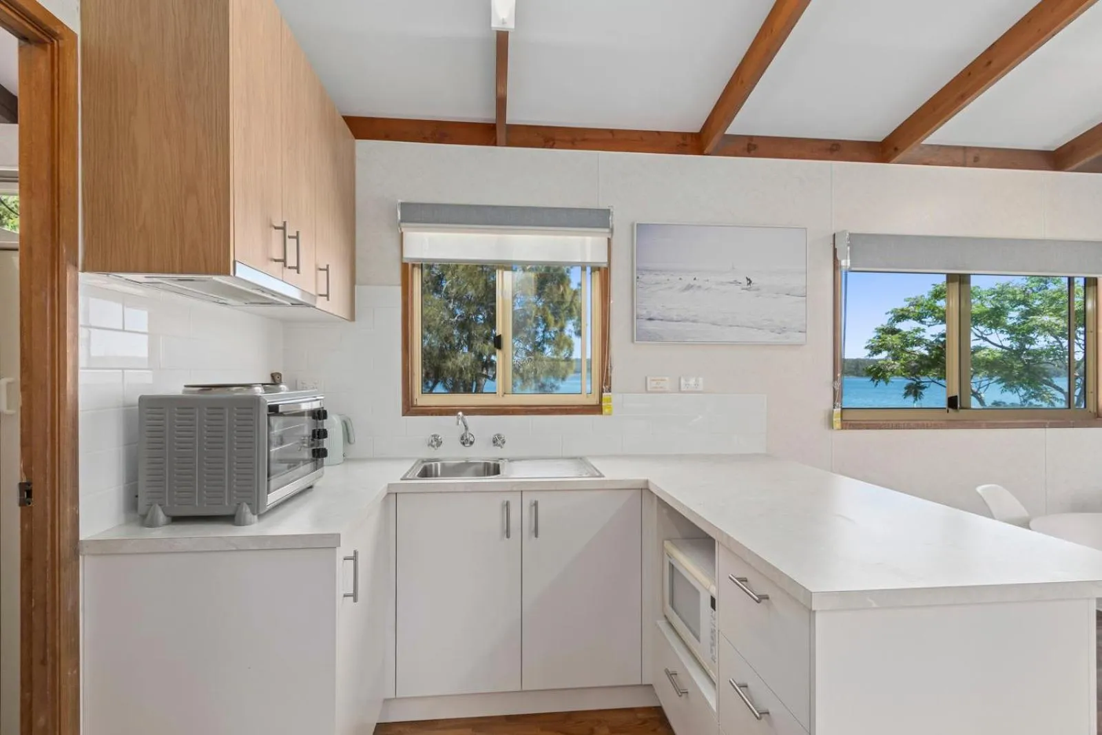 Kitchen or kitchenette in Ingenia Holidays Bermagui