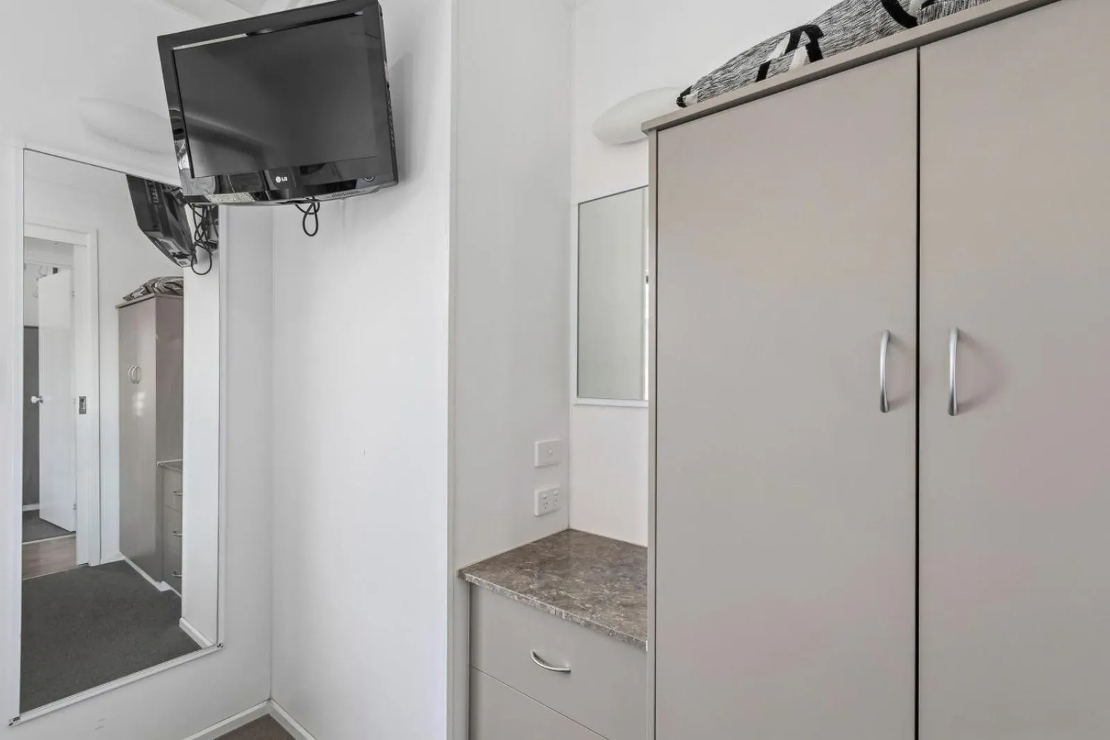 TV and multimedia in Ingenia Holidays Bermagui