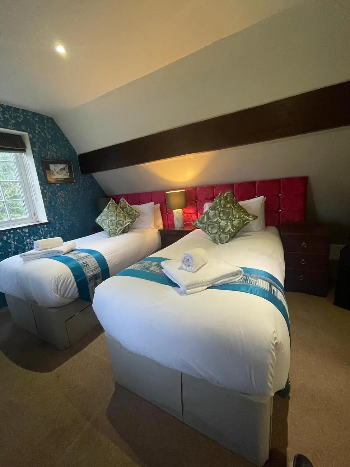 Deluxe Twin Room in The Old Mill Inn