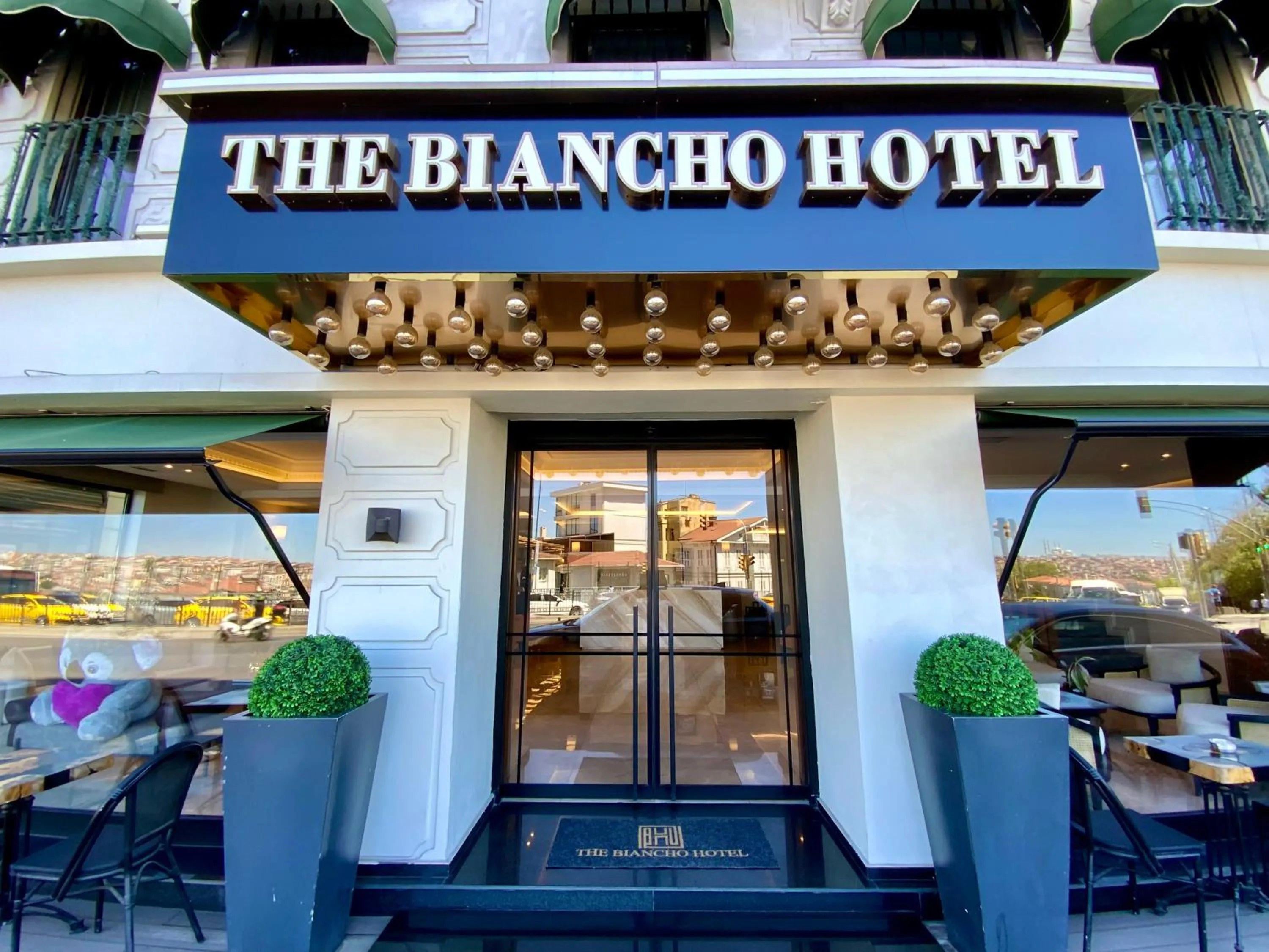Facade/entrance in The Biancho Hotel Pera
