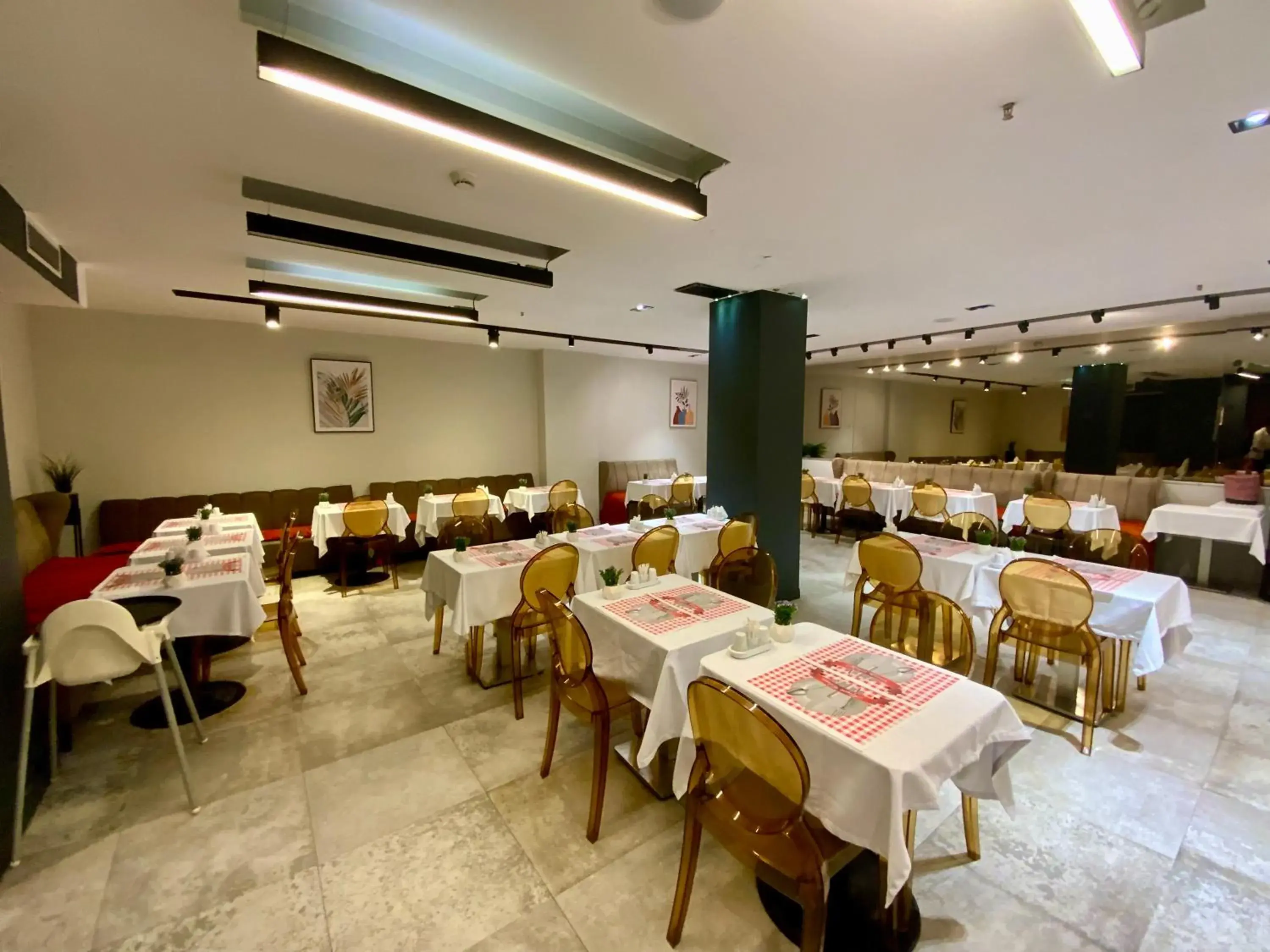 Restaurant/places to eat in The Biancho Hotel Pera Restaurant/places to eat in The Biancho Hotel Pera