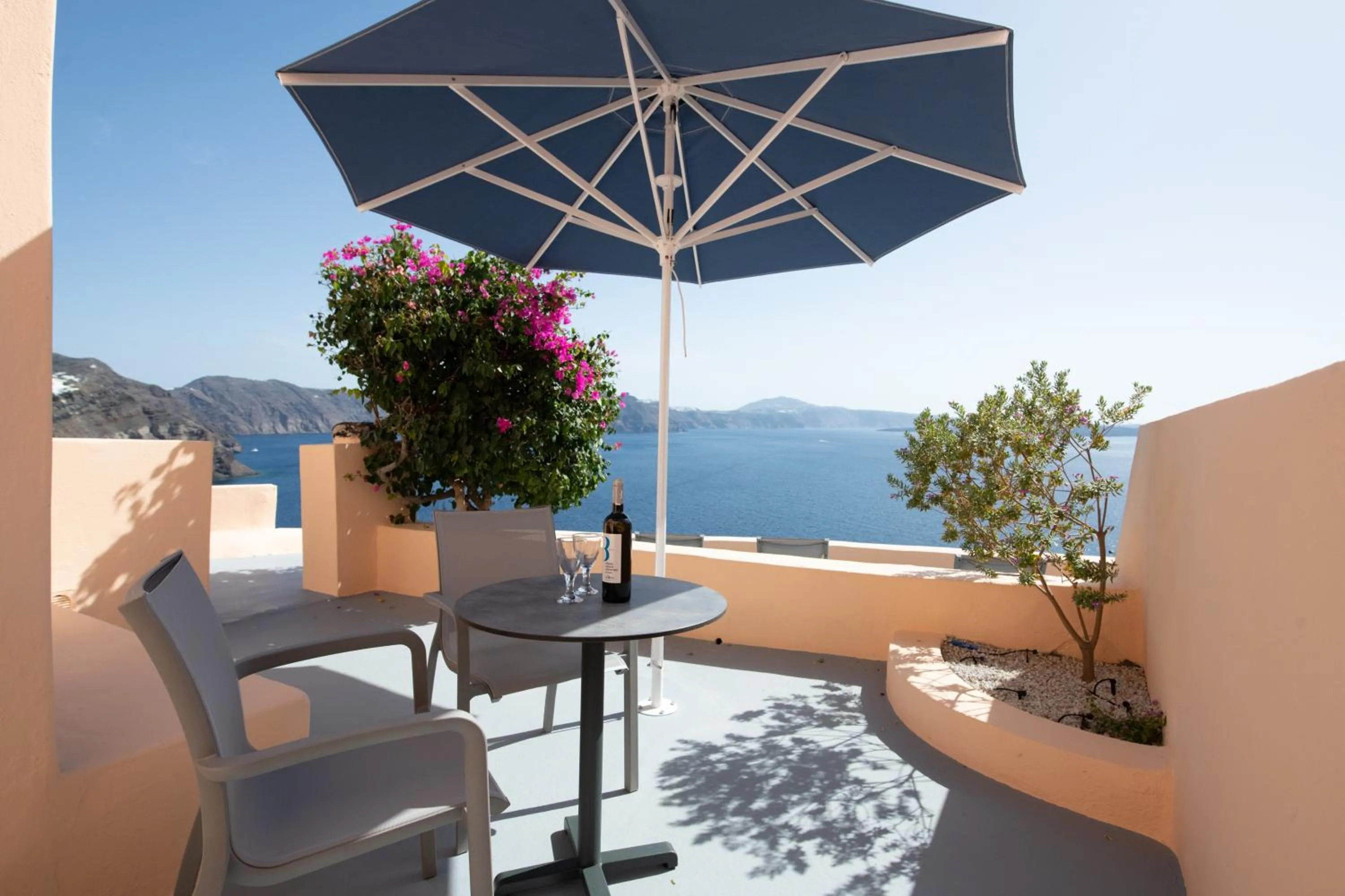 Balcony/Terrace in Horizon Aeifos Suites