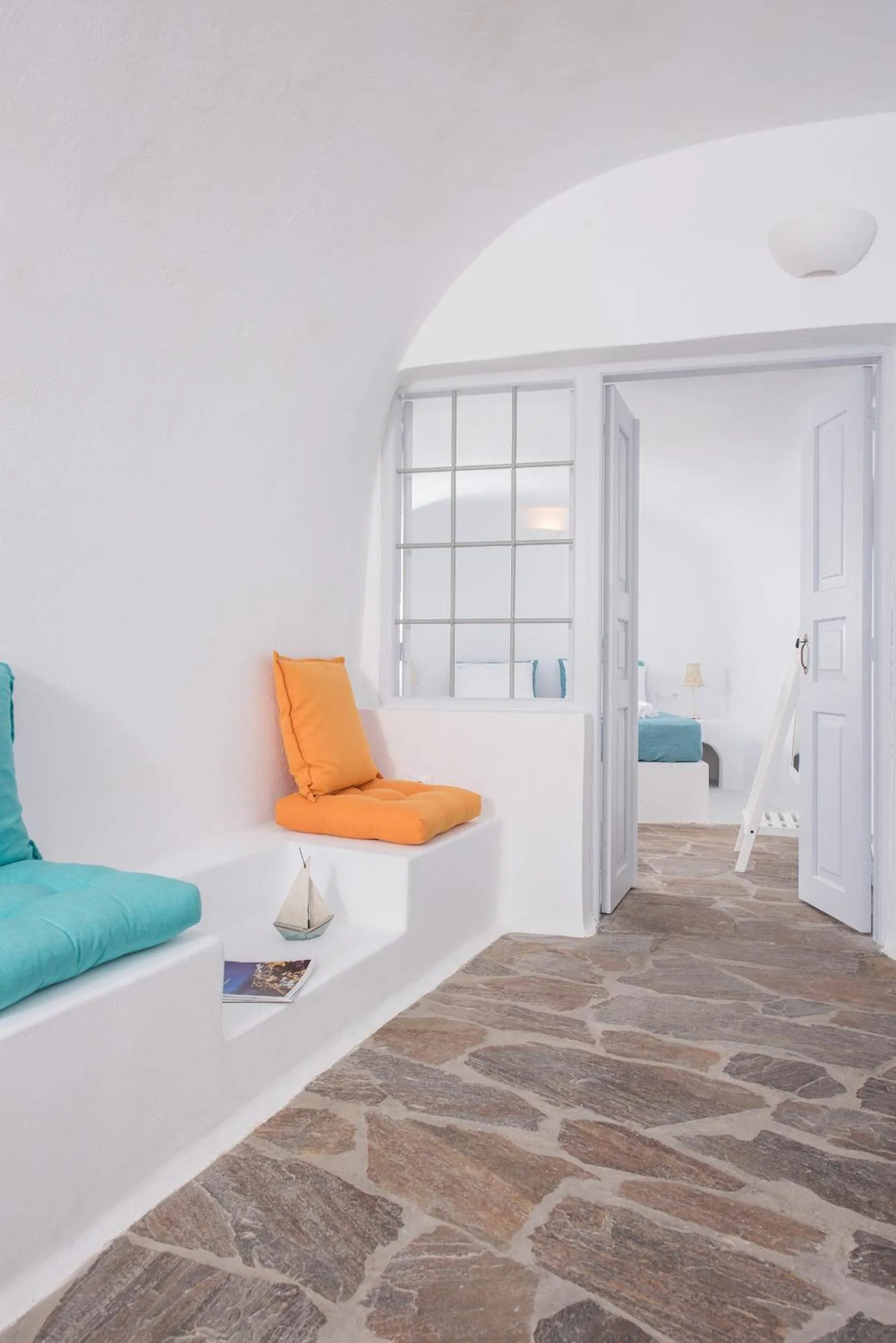 Decorative detail in Horizon Aeifos Suites