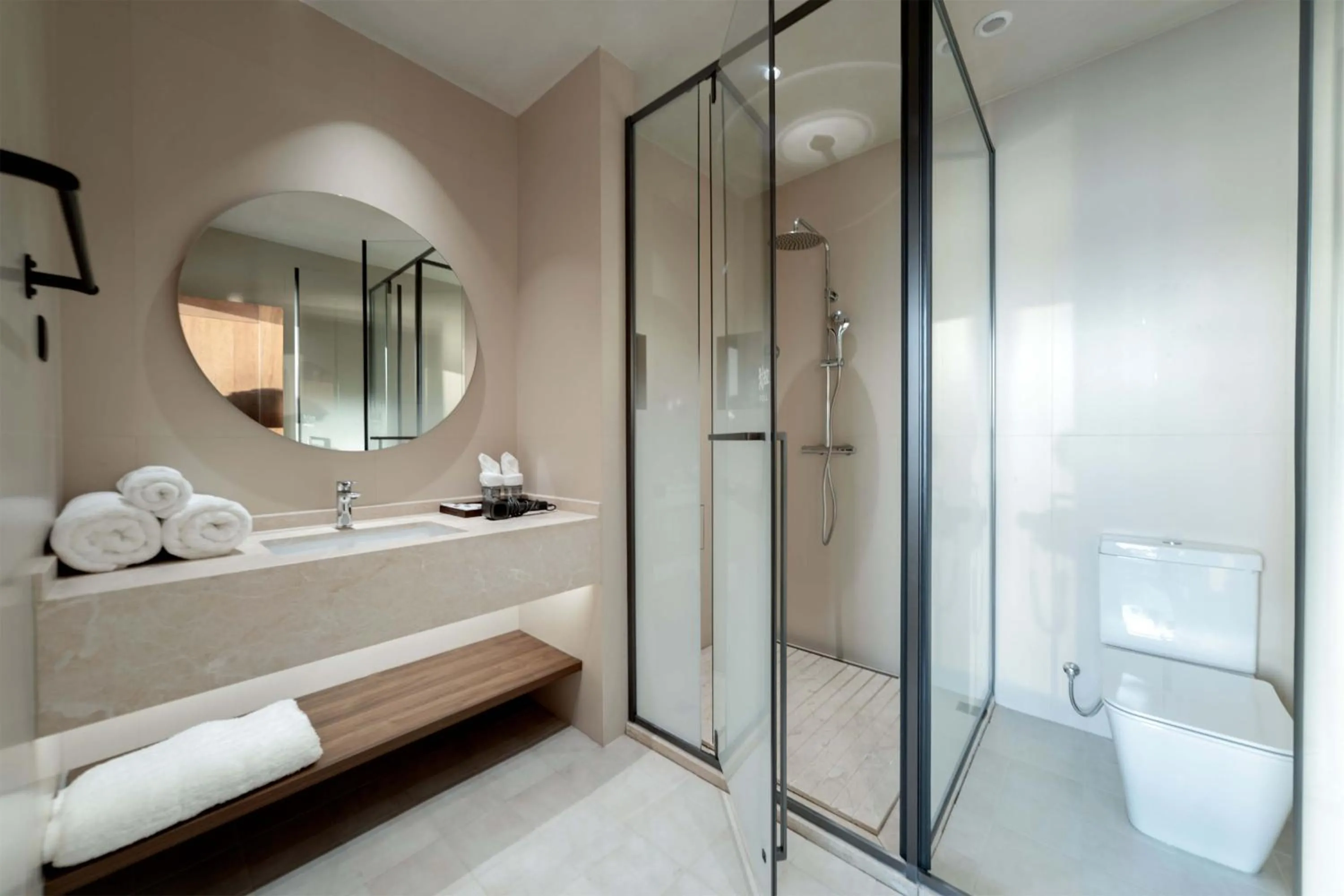 Shower in Dali Qingmai Seaview Resort
