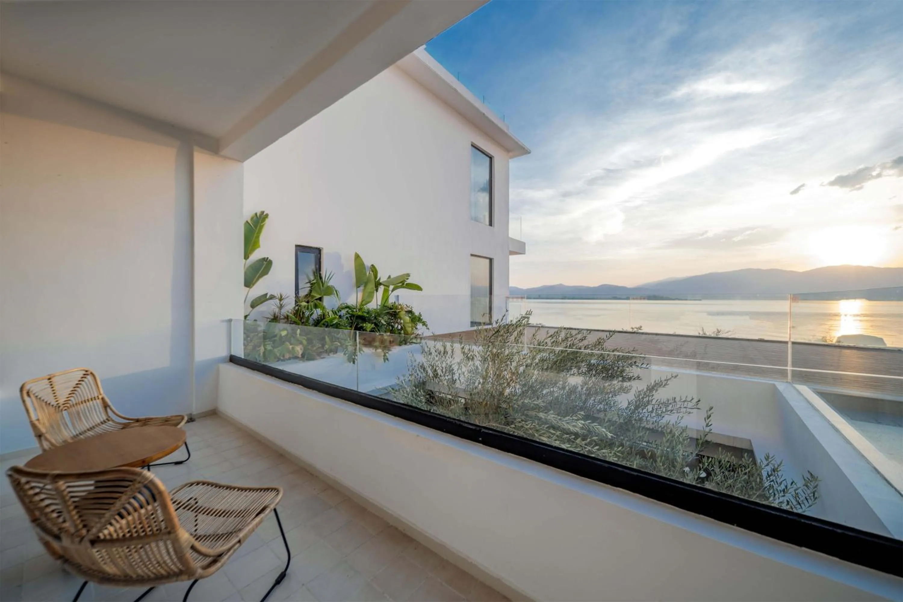 Day in Dali Qingmai Seaview Resort