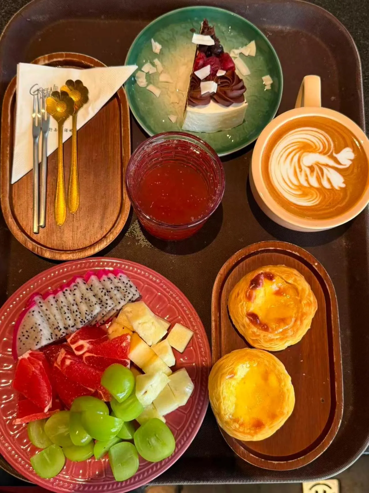 Breakfast in Dali Qingmai Seaview Resort