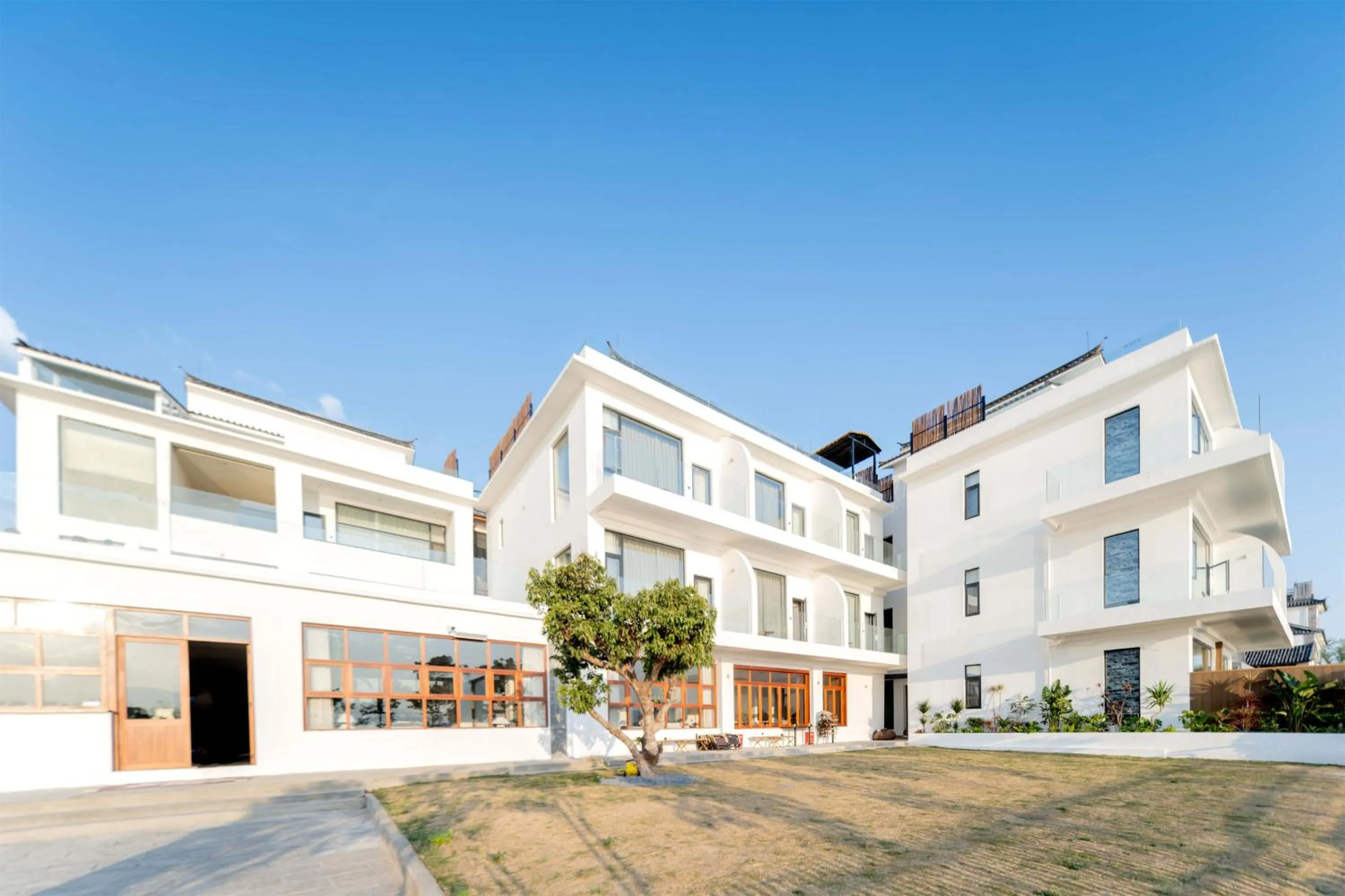 Property building in Dali Qingmai Seaview Resort