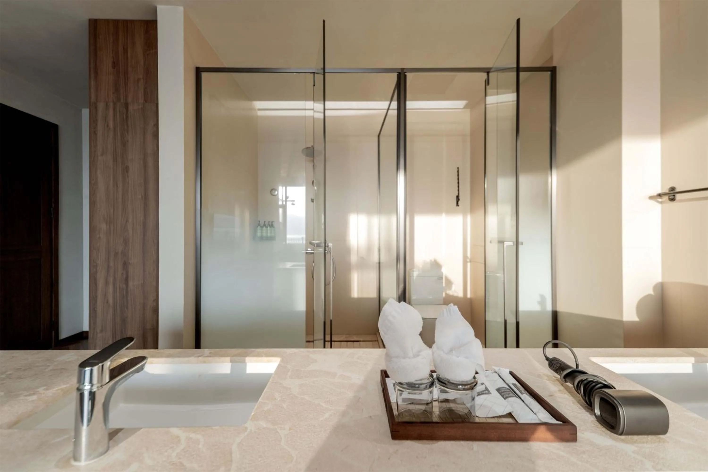 Shower in Dali Qingmai Seaview Resort