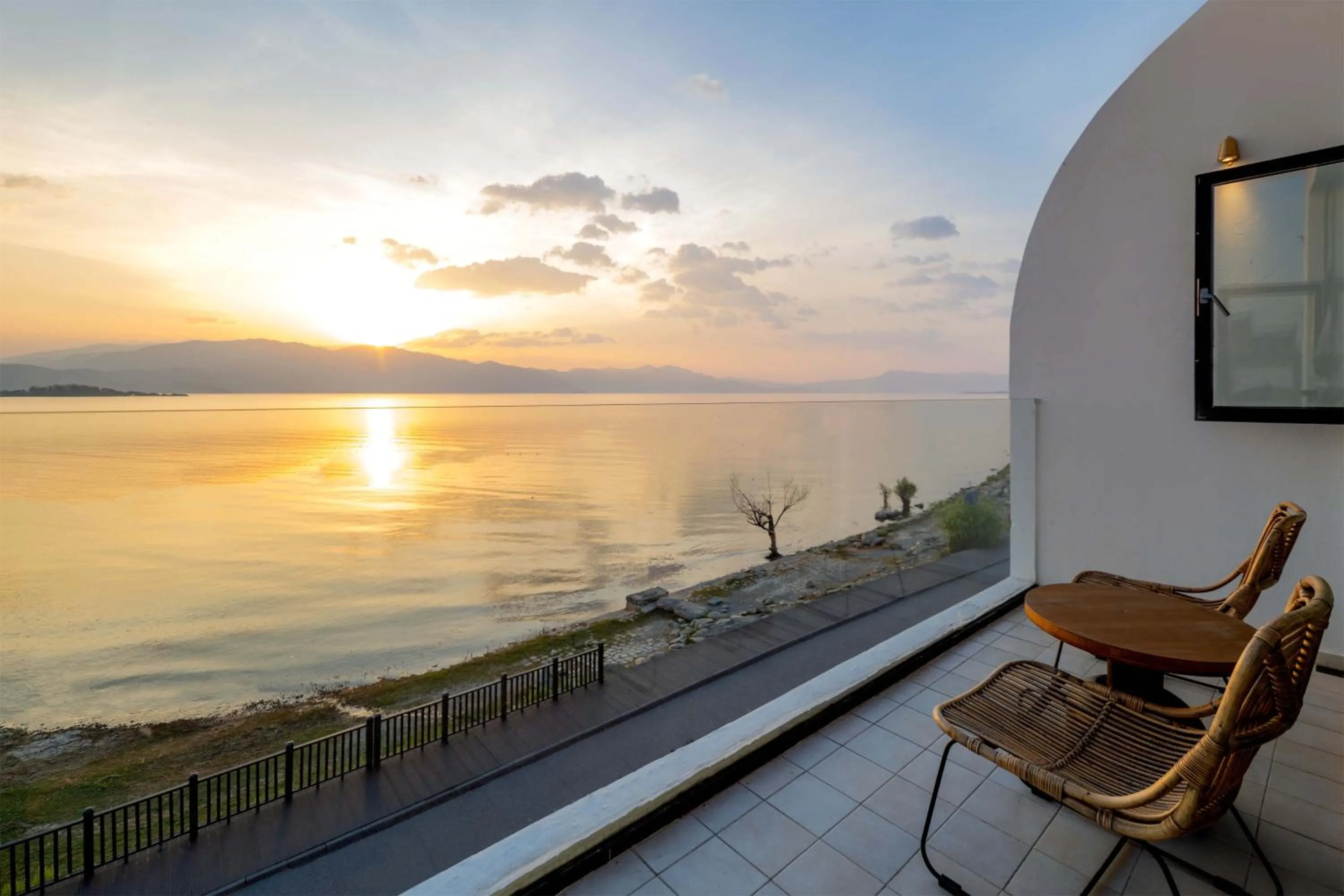 Day in Dali Qingmai Seaview Resort