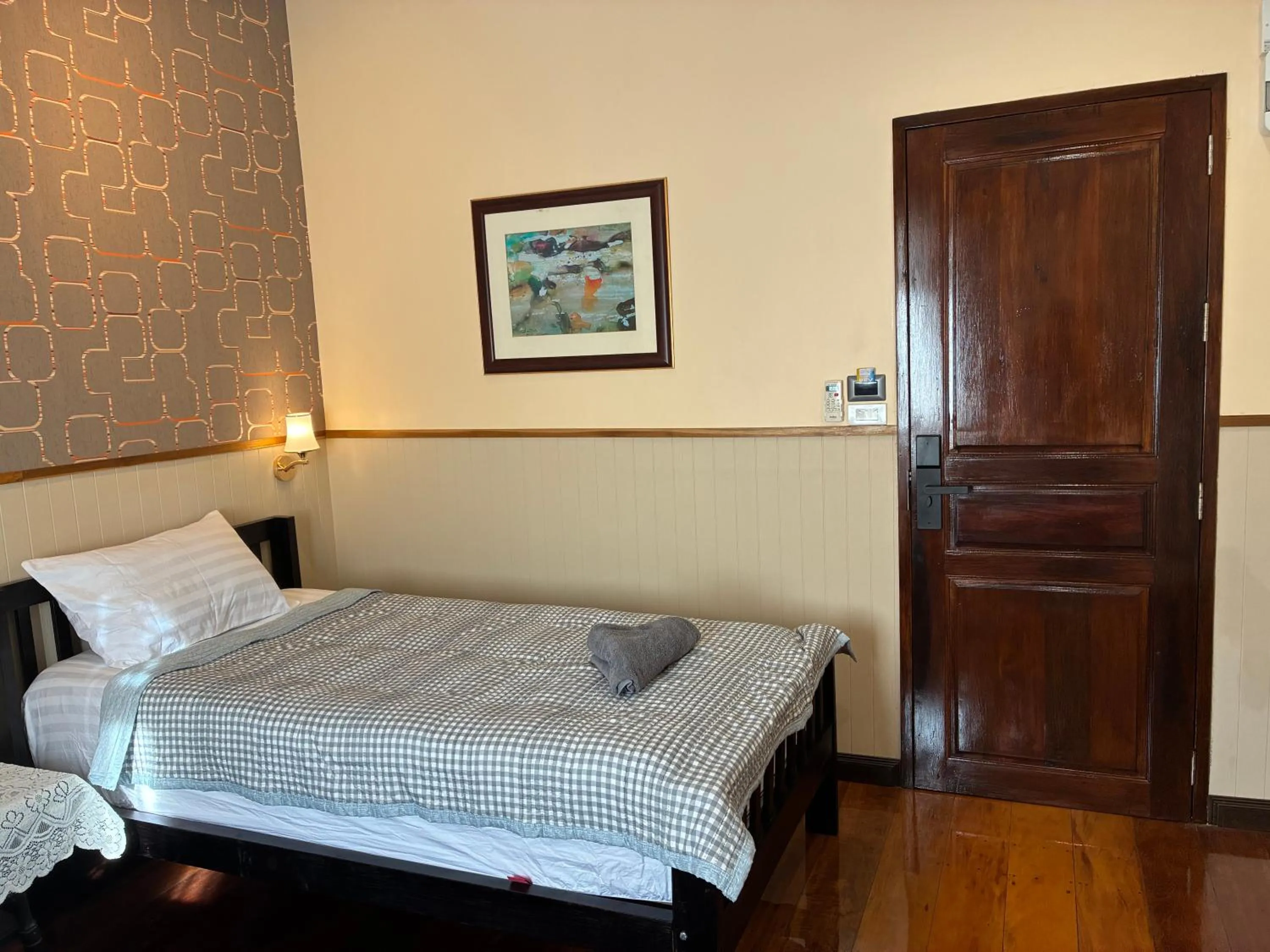 Bed in Noom Guesthouse