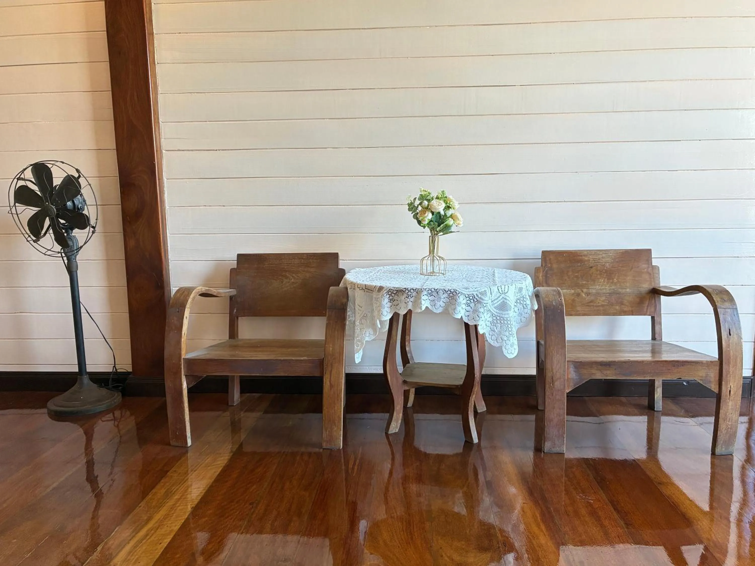 Living room in Noom Guesthouse