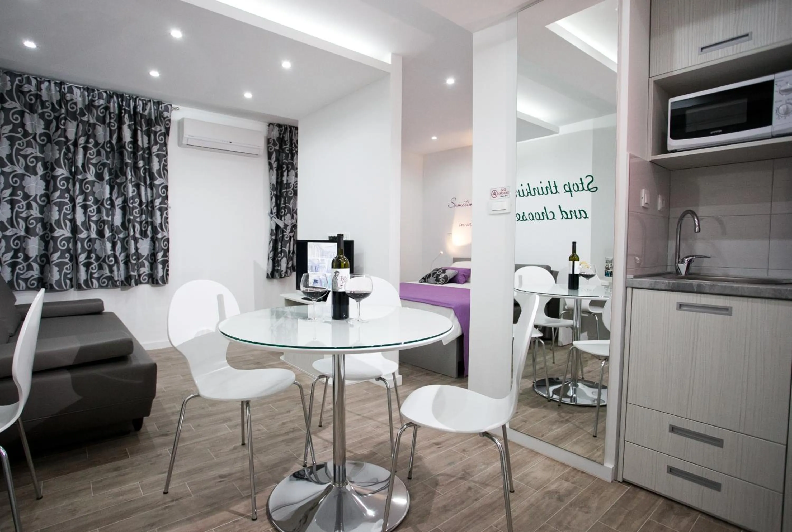 Area and facilities in Apartment 4 You in Split