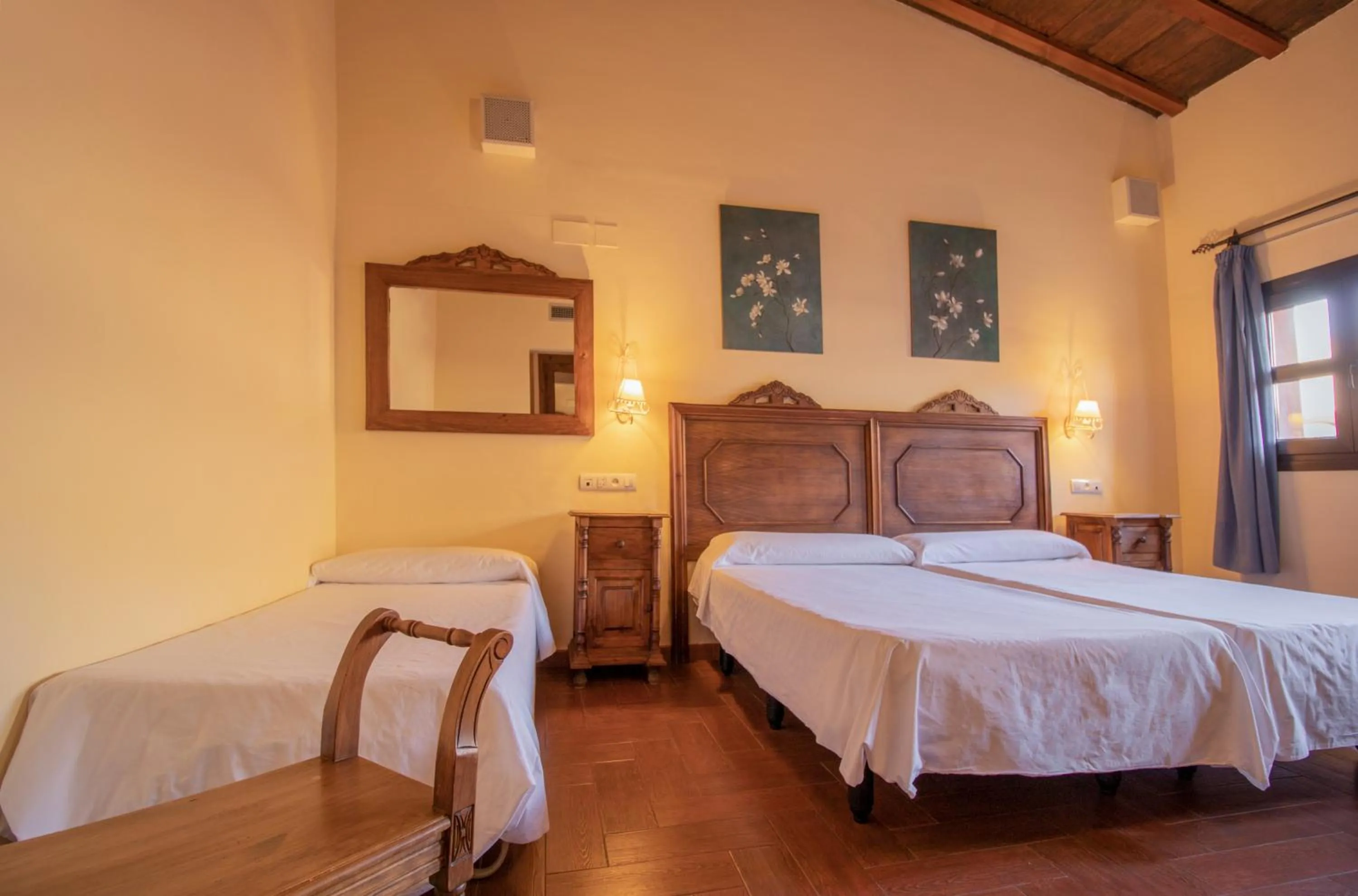 Bed in Hospederia del Zenete