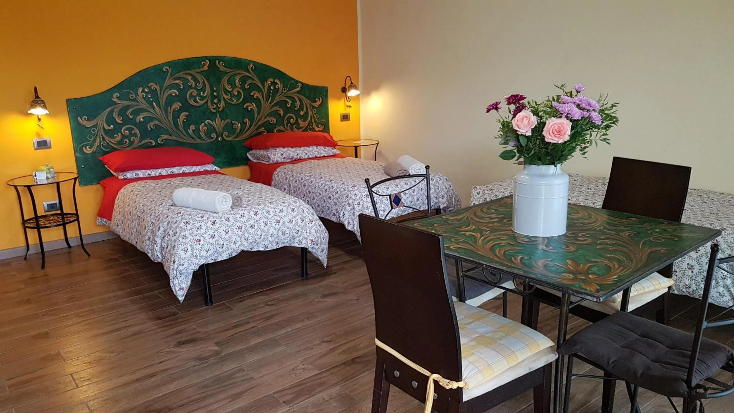 Photo of the whole room, Bed in B&B La Tartaruga
