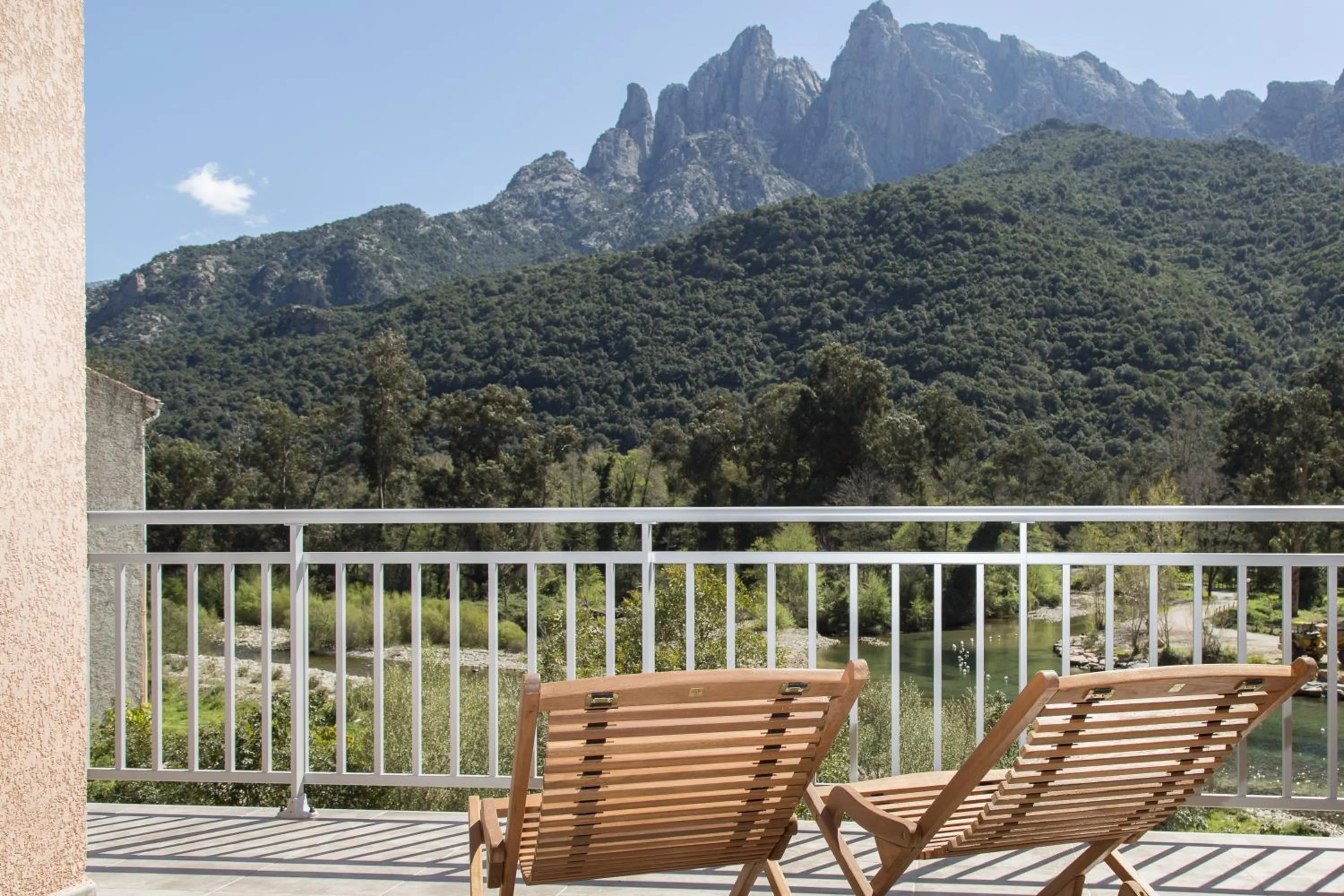 Studio with Terrace and Panoramic View in Résidence Hotelière Capu Seninu