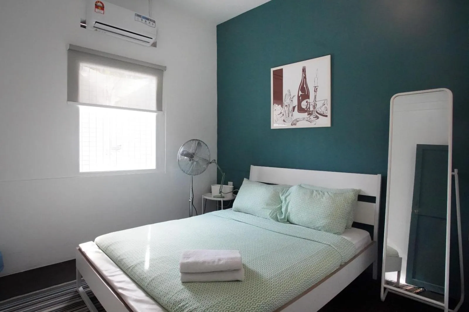 Bed in Stay SongSong Mount Erskine