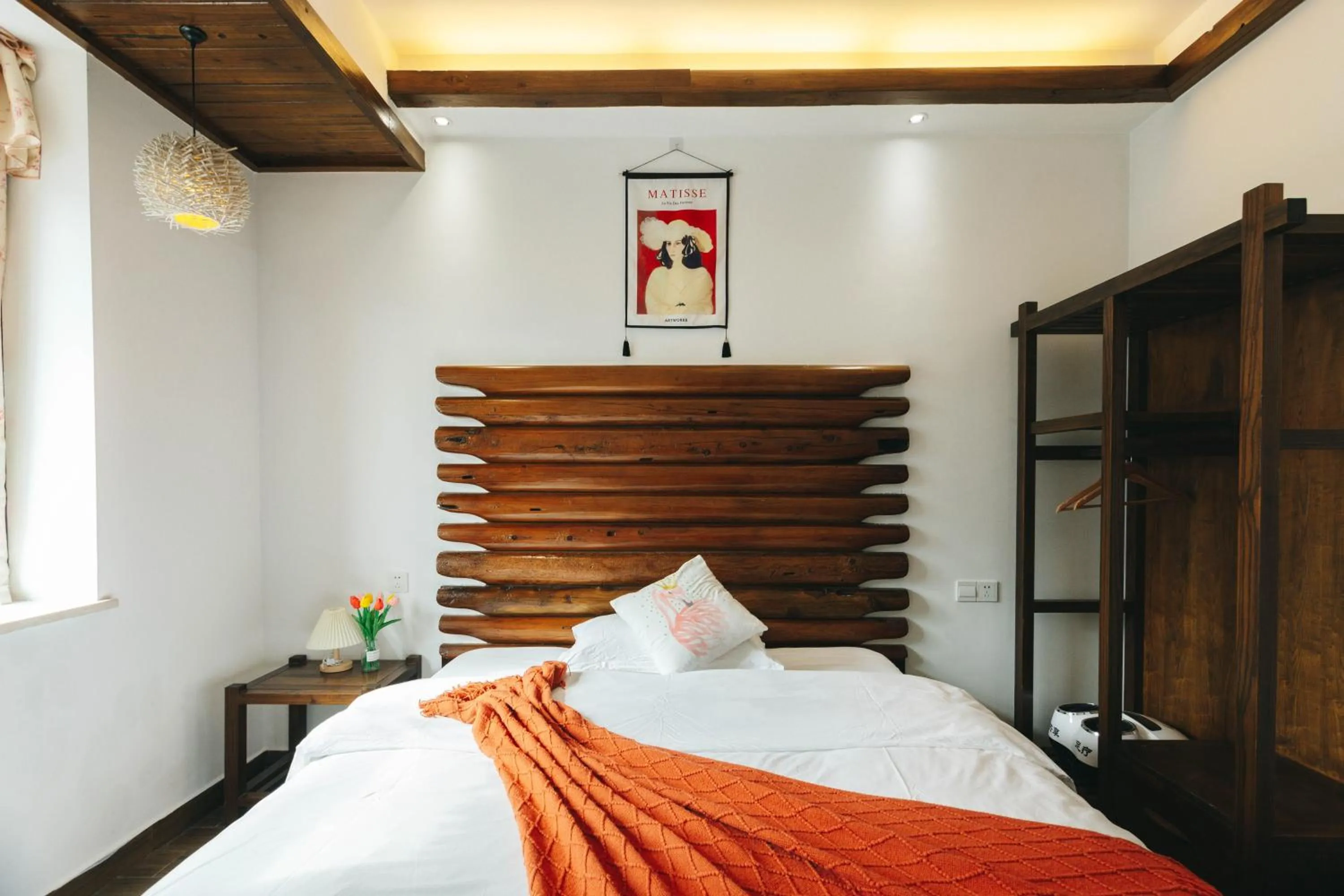 Bed in Hotel California Zhangjiajie