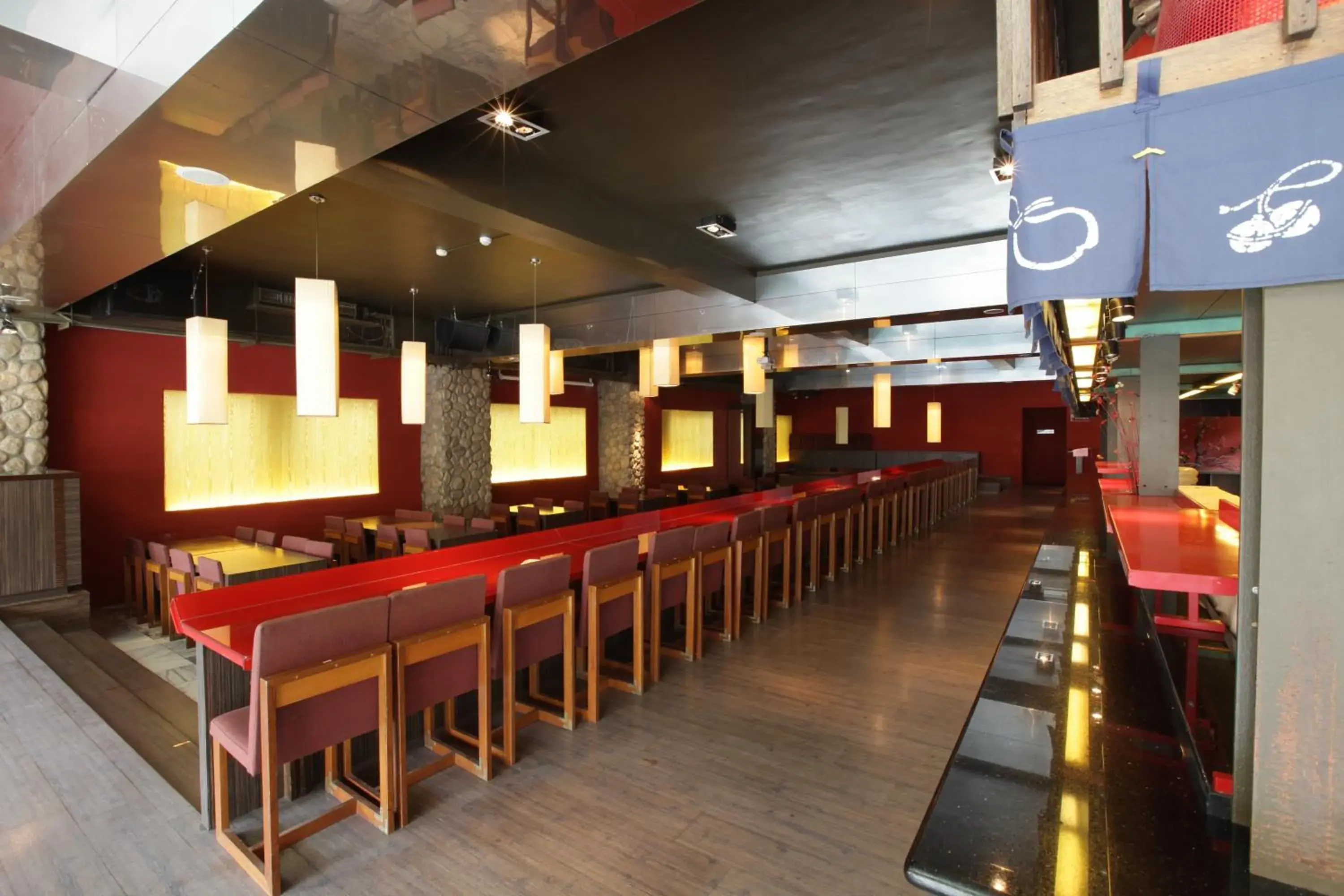 Restaurant/places to eat in Resort One Hotel Restaurant/places to eat in Resort One Hotel