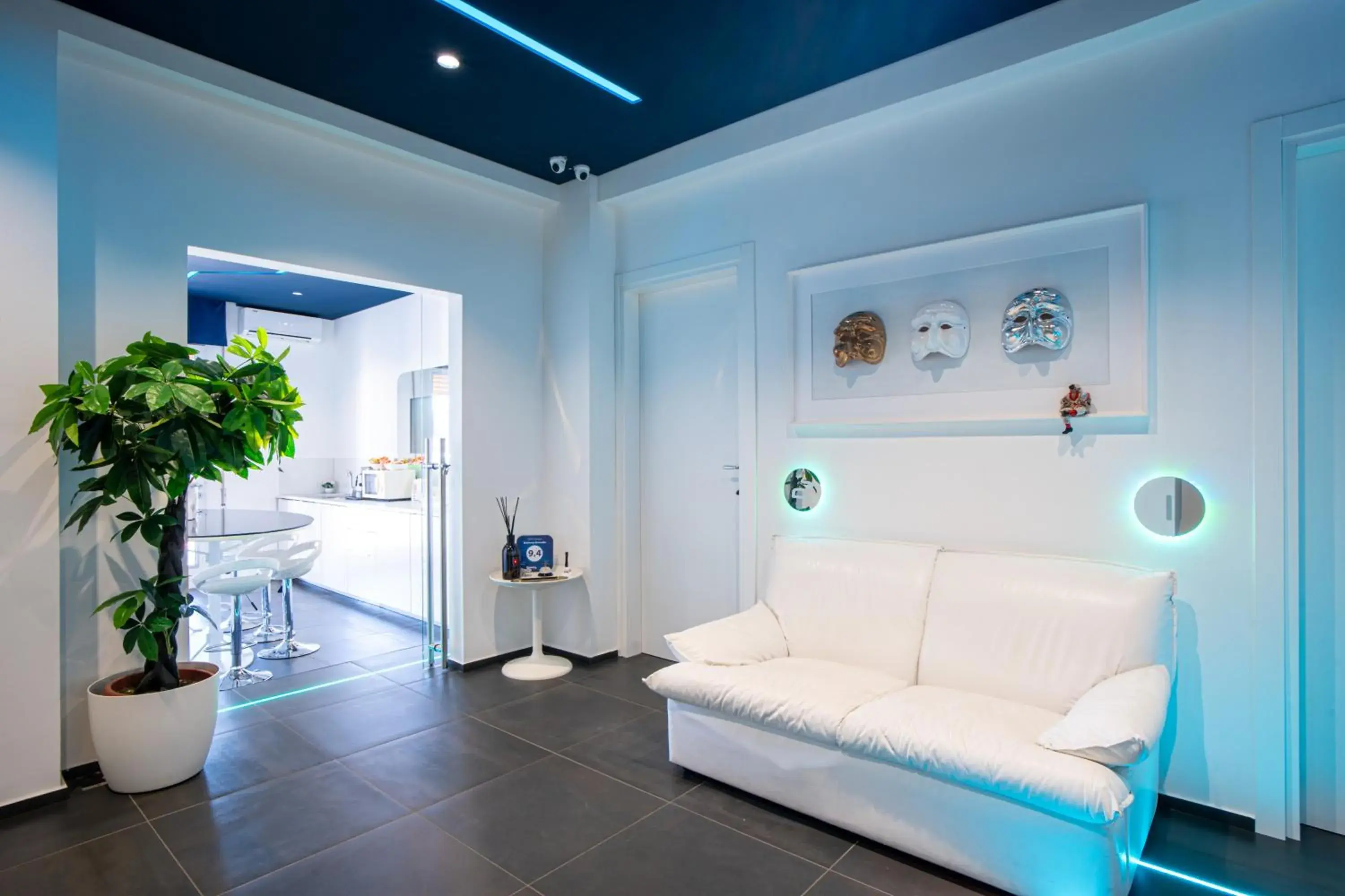 Lobby or reception, Bed in Skyhouse Beverello Lobby or reception, Bed in Skyhouse Beverello