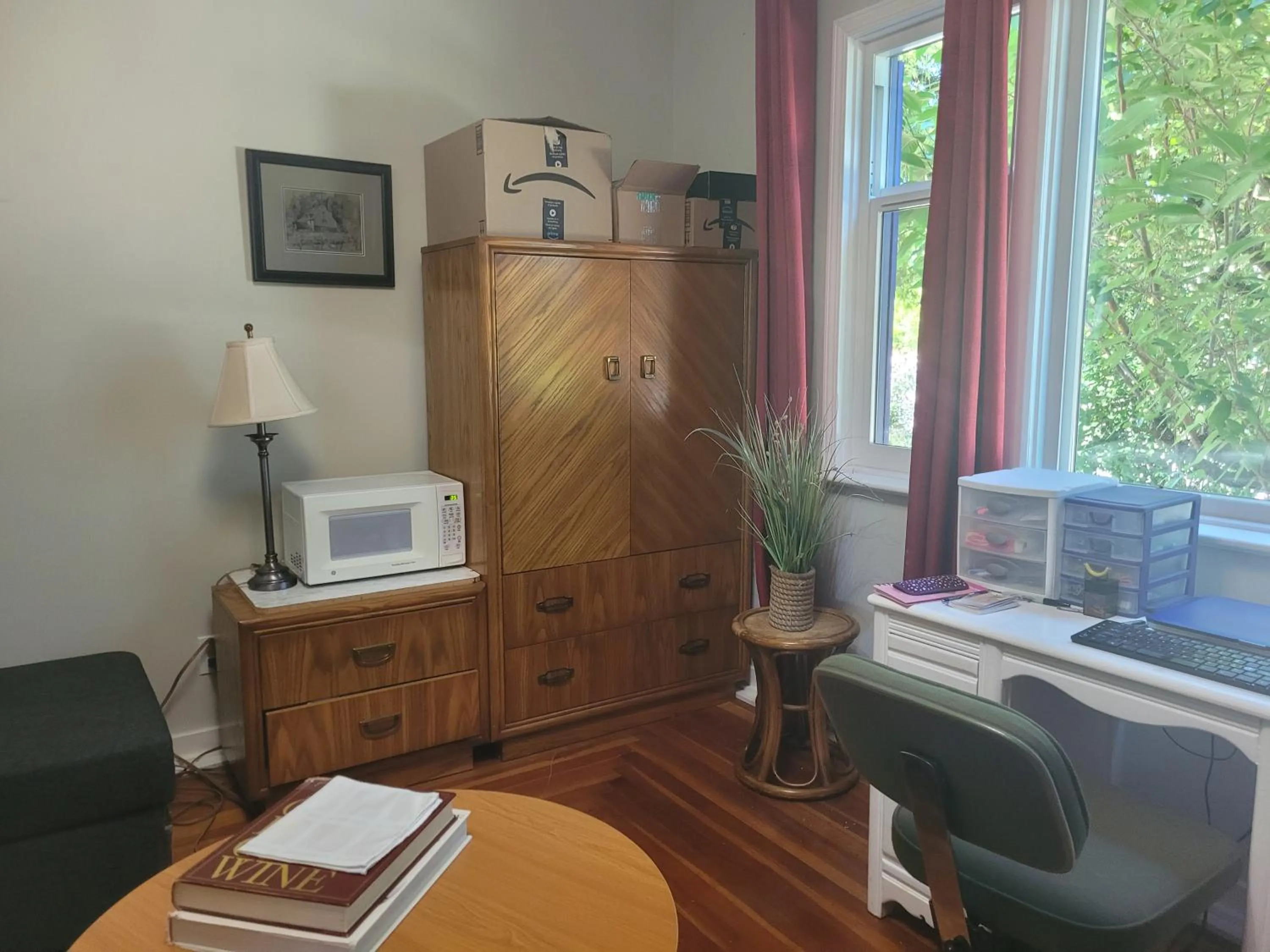 Living room in Campbell Cottage B&B