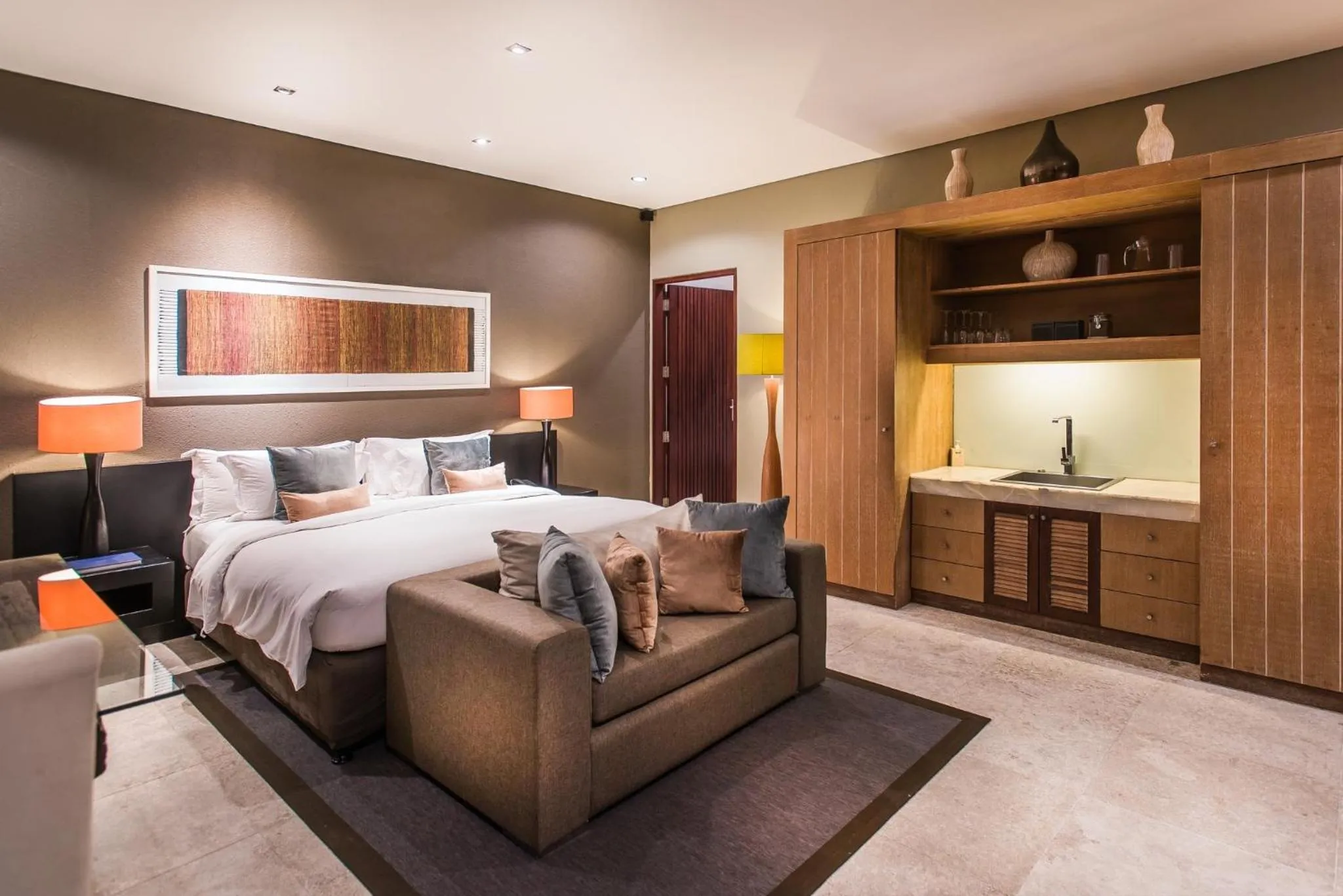 Photo of the whole room, Bed in Cicada Luxury Townhouses