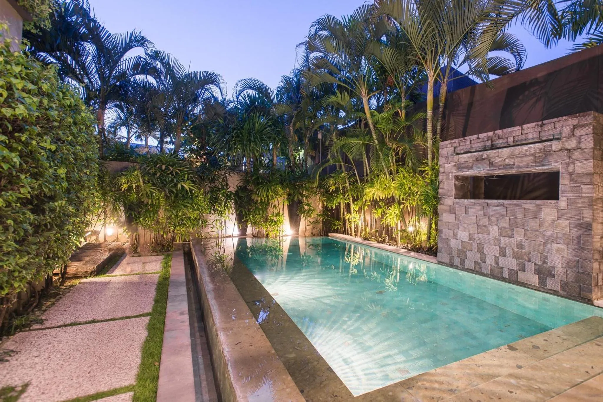 Swimming pool in Cicada Luxury Townhouses